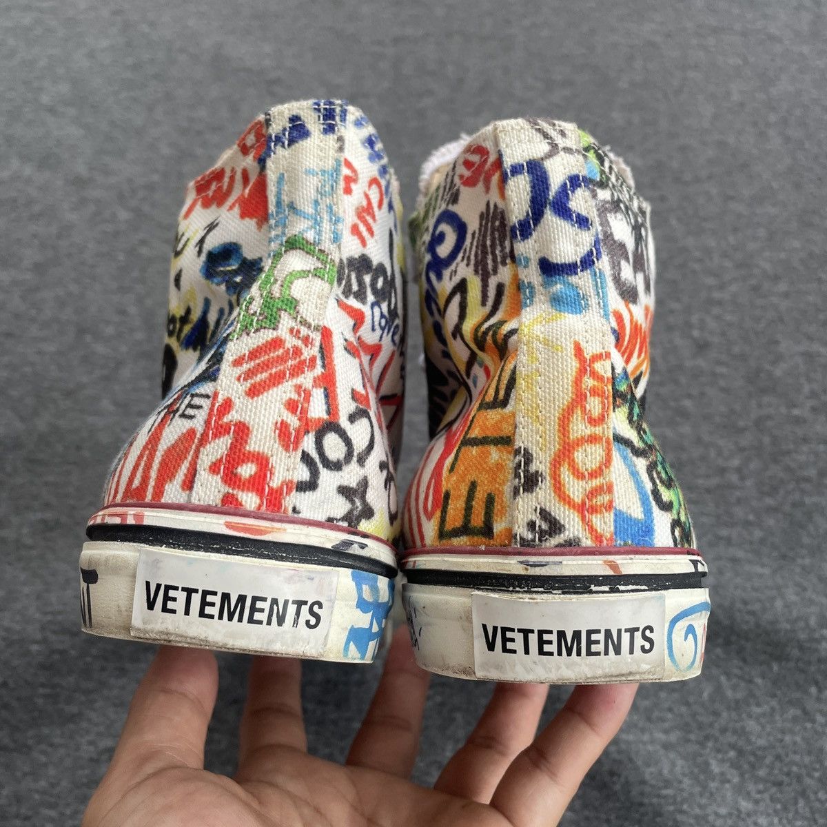 Vetements vetements multicolour canvas graffiti high top sneakers Size US 7 / IT 37 - 7 Thumbnail
