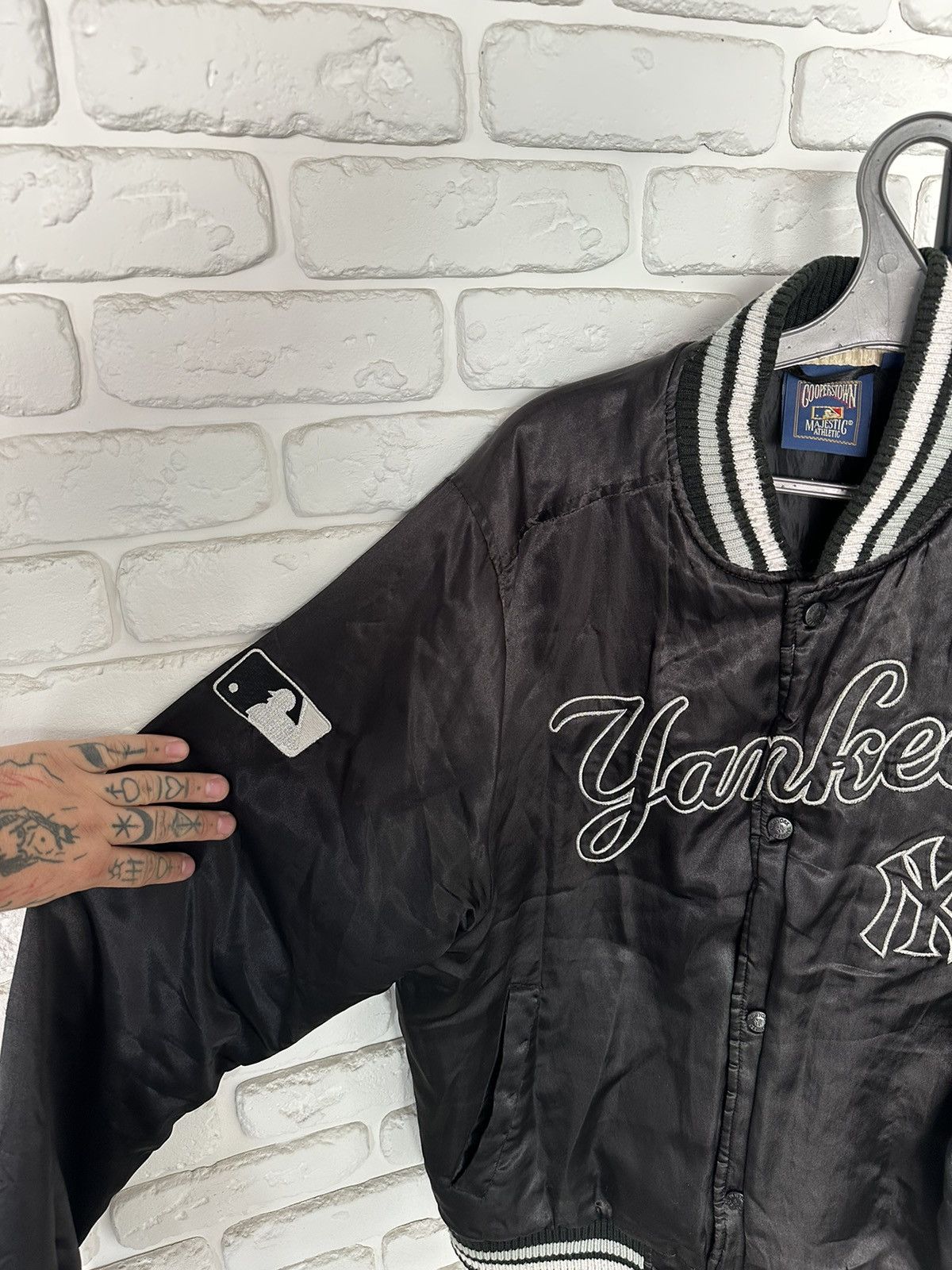 New York Yankees Yankees vintage 90s bomber jacket Size US L / EU 52-54 / 3 - 3 Thumbnail