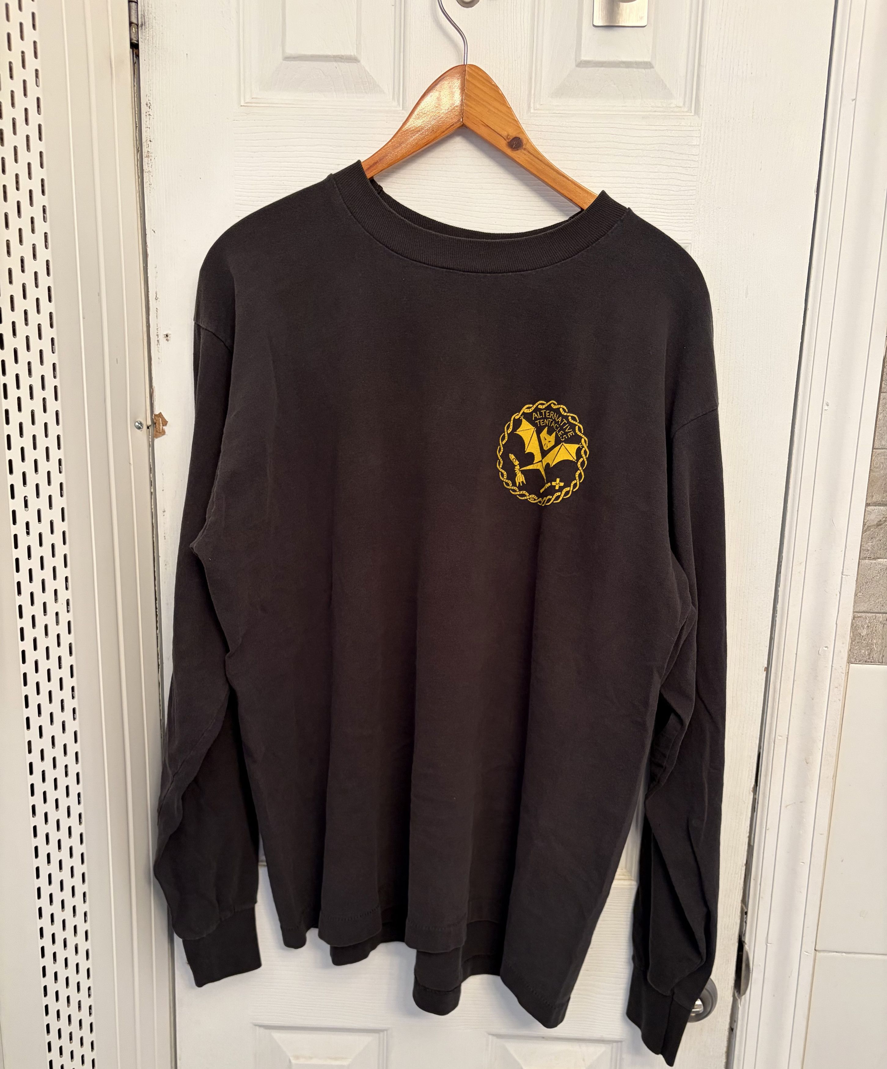 vintage 90s alternative tentacles longsleeve