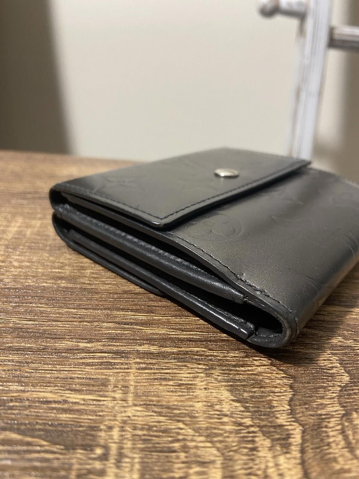 Louis Vuitton Louis Vuitton charcoal gray matte monogram trifold wallet Size ONE SIZE - 4 Thumbnail
