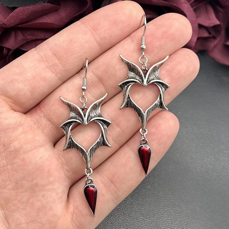 Jewelry x Vintage Bat Heart Earrings in Silver, Women's