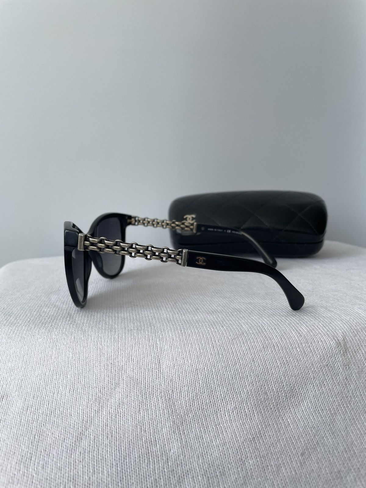 Chanel × Designer × Vintage Chanel Vintahe Black Silver Sunglasses Metal Old Money Size ONE SIZE - 4 Thumbnail