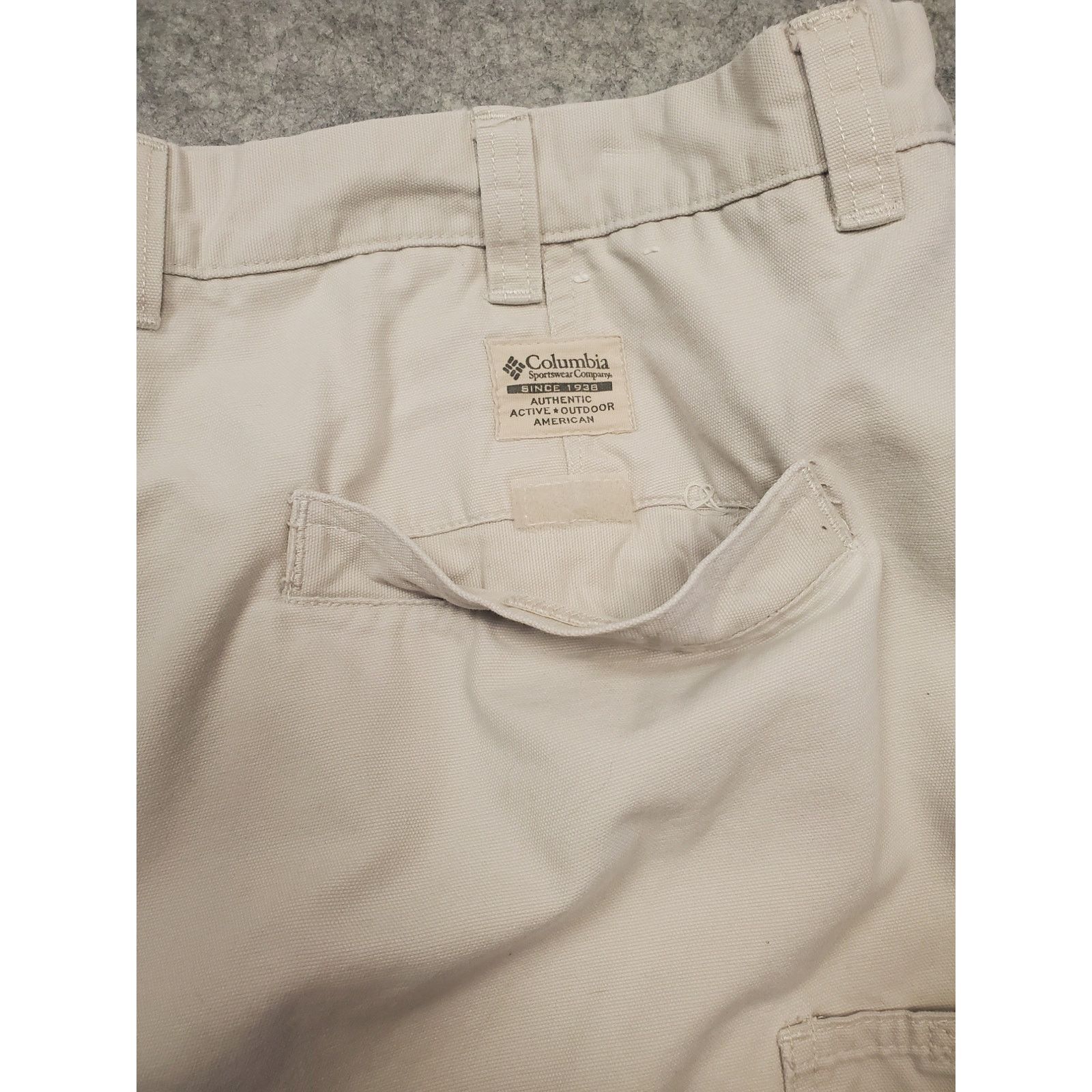 Columbia Columbia Men's 42 Light Khaki Cargo Utility Shorts Size US 42 / EU 58 - 7 Thumbnail