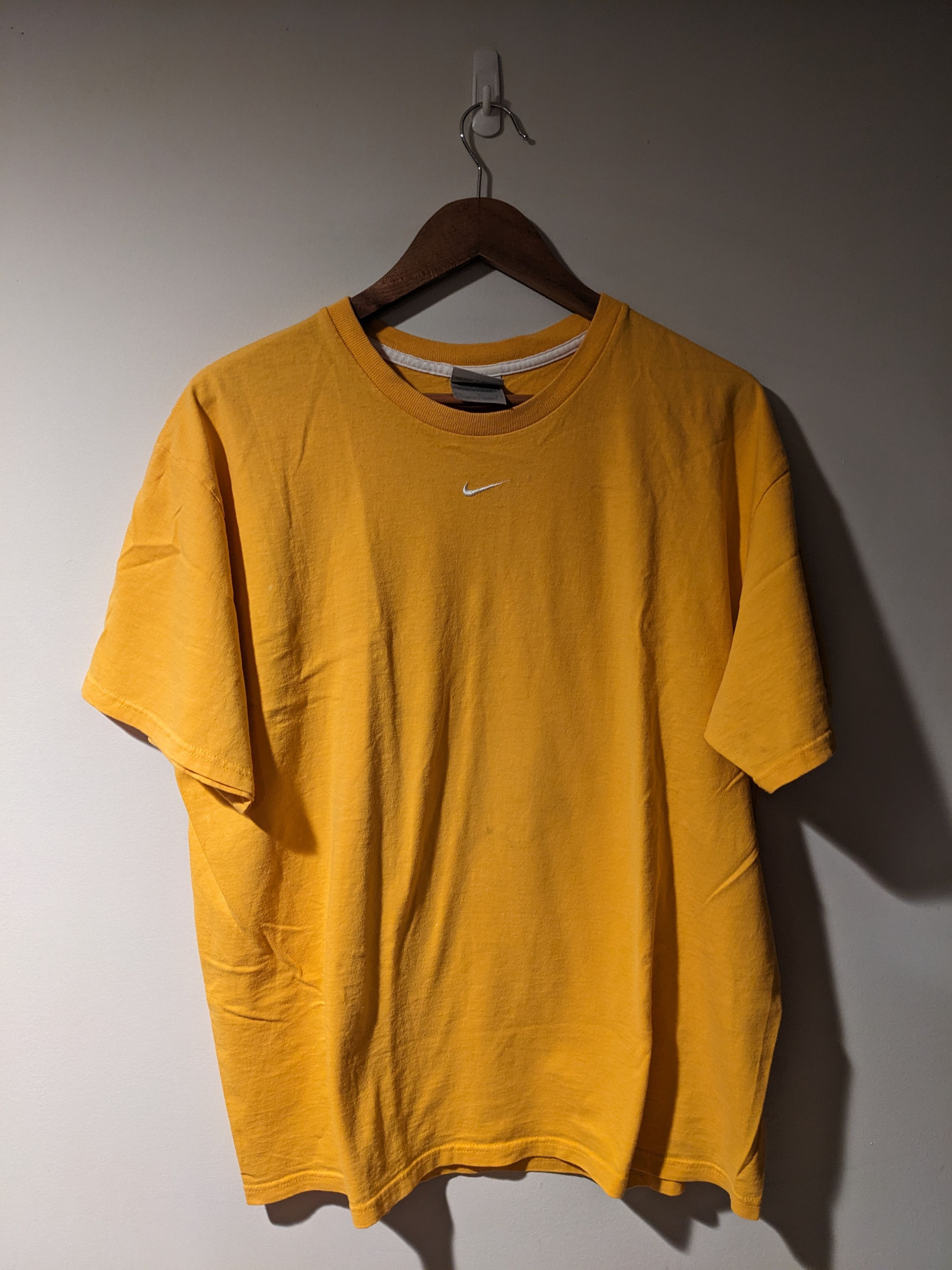 Nike × Vintage Vintage Y2K Nike Center Swoosh Yellow Large T-Shirt Size US L / EU 52-54 / 3 - 1 Thumbnail