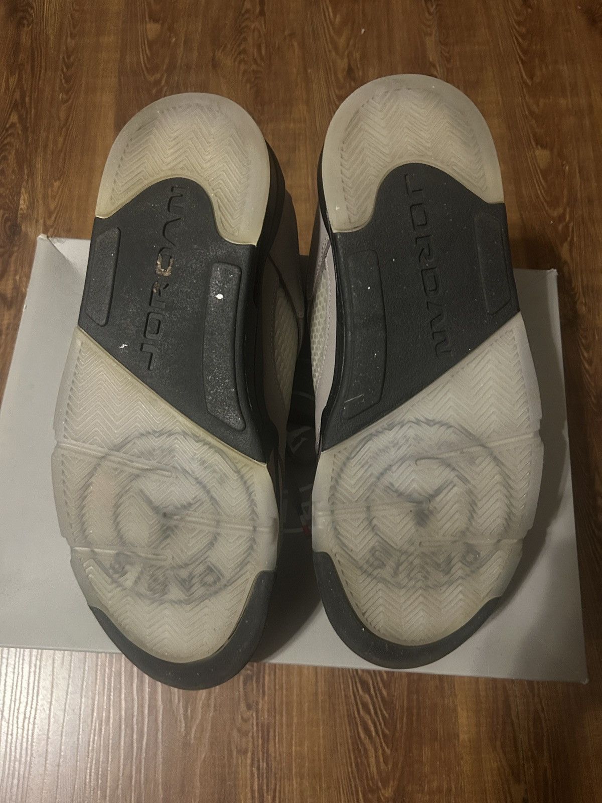 Jordan Brand Paris Saint Germain Lows 5s Size US 10 / EU 43 - 4 Thumbnail