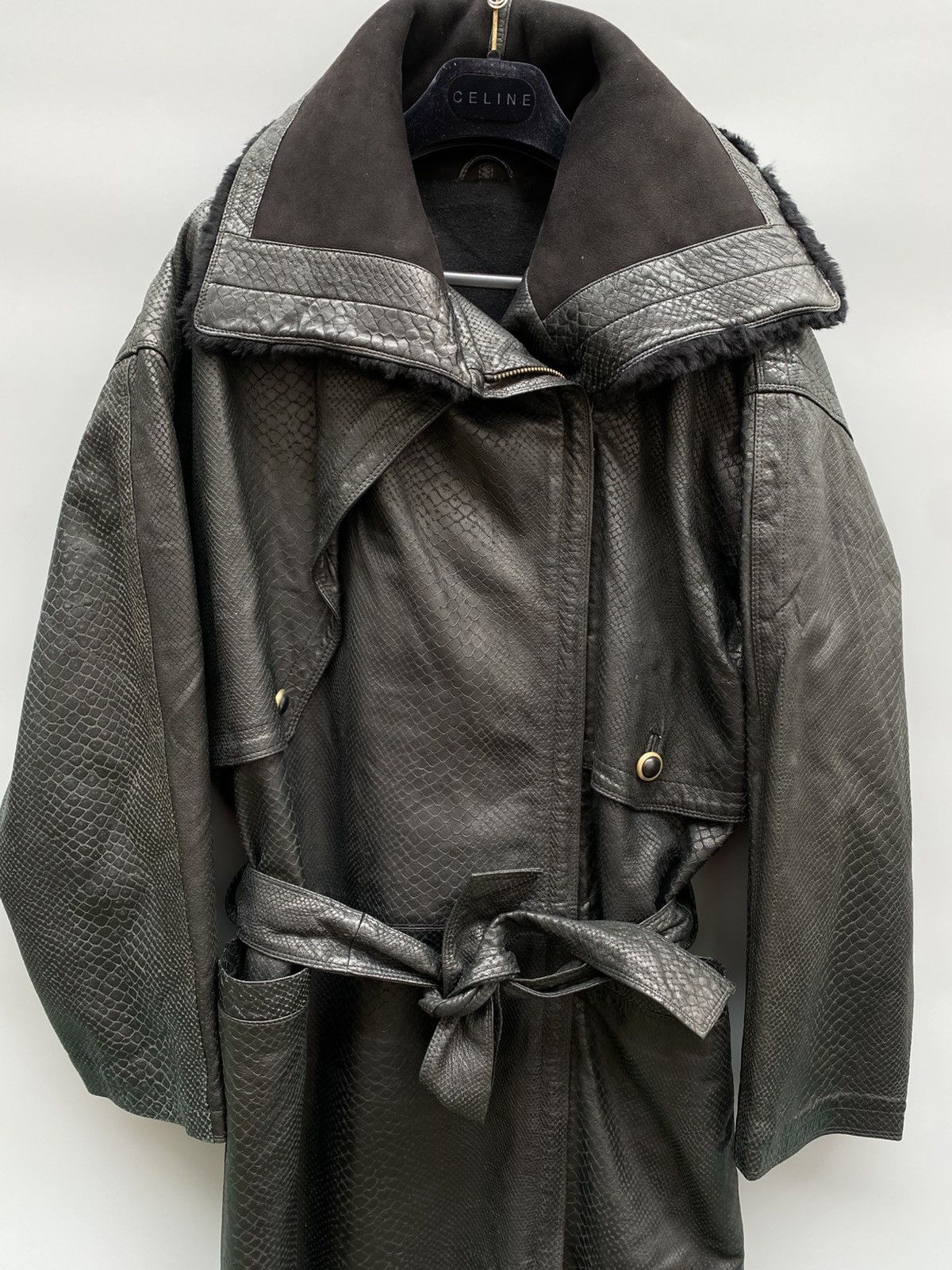 Versace 1990s Gianni Versace Snakeskin Embossed Leather Coat Size US L / EU 52-54 / 3 - 4 Thumbnail