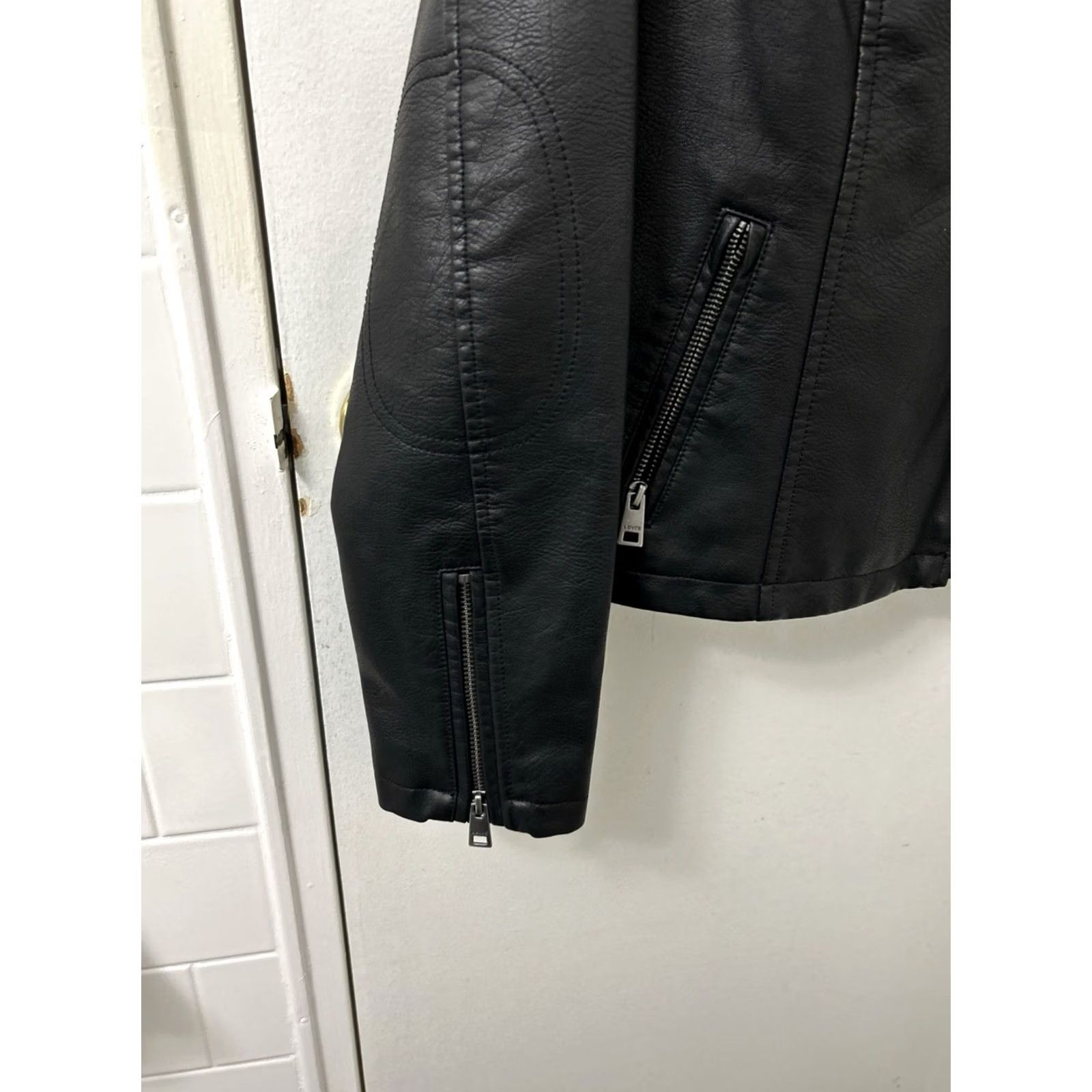 Levi's Levis Womens Faux Leather Moto Jacket Size M Black Asymmetrical Zip Biker Jacket Coat Size M / US 6-8 / IT 42-44 - 7 Thumbnail