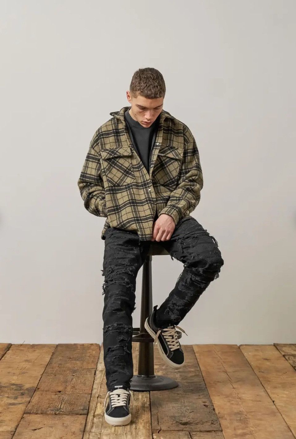 Represent Clo. Represent Shredded Baggy Black Denim Size US 30 / EU 46 - 1 Thumbnail
