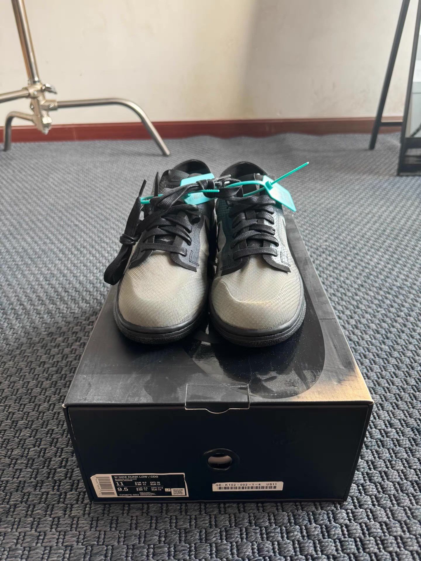 Nike Nike Dunk Low x CDG collaborative shoes Q17 Size US 9.5 / EU 42-43 - 3 Thumbnail