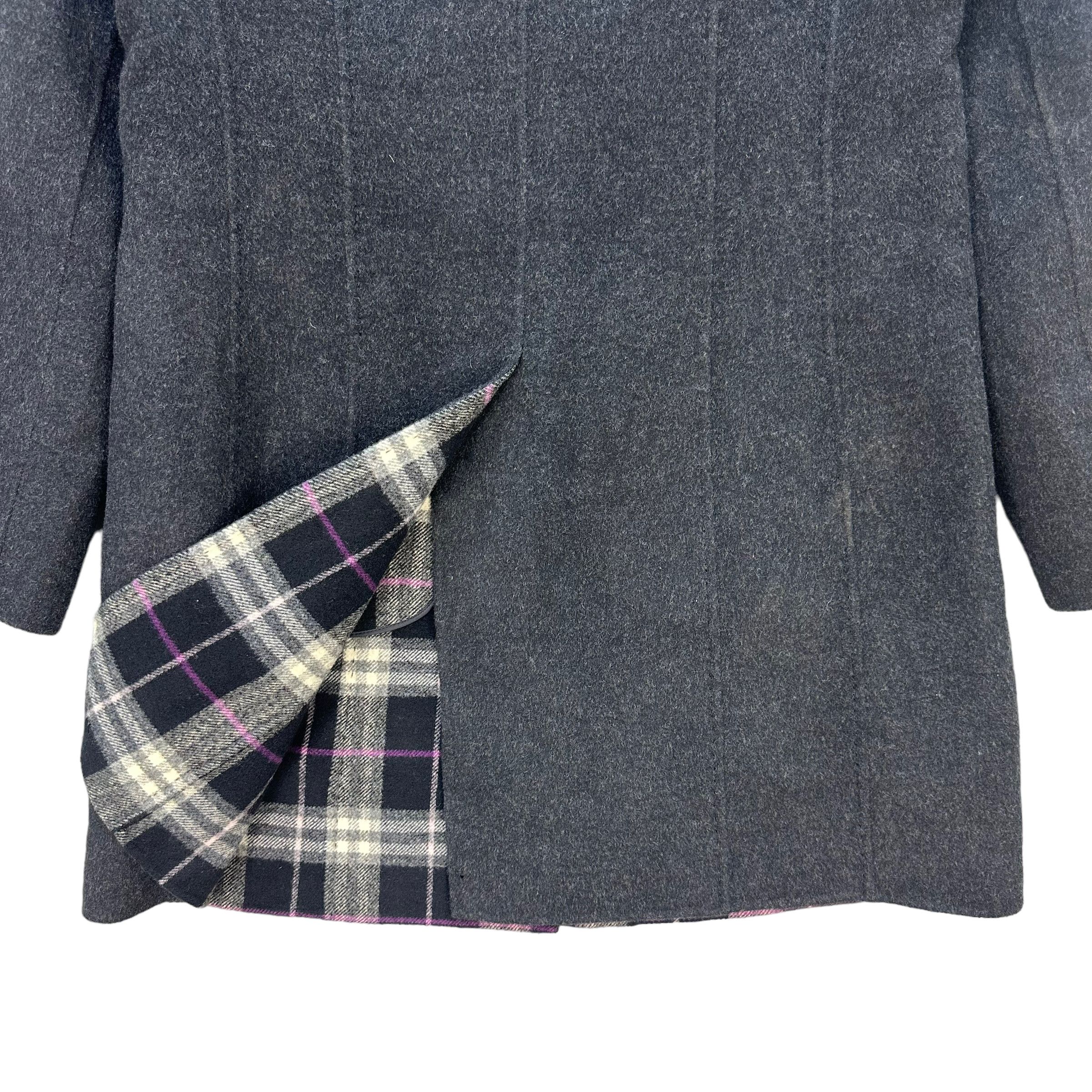 Burberry BURBERRY LONDON AW 2006 FUR NECK WOOL COAT #7666-162 Size S / US 4 / IT 40 - 18 Thumbnail