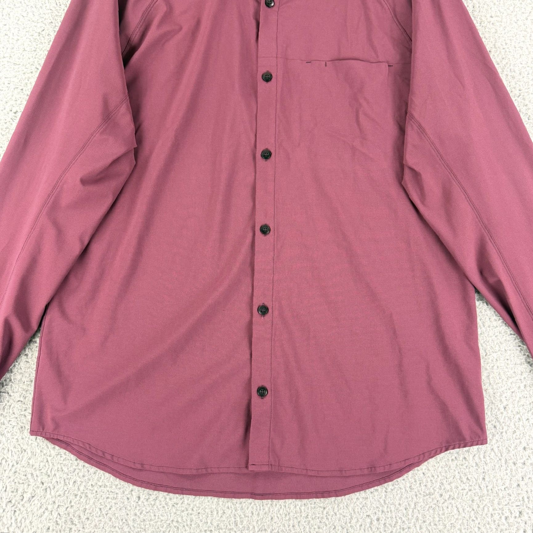 Lululemon Lululemon Voyage Button-Up Shirt Mens Large Wee Stripe Red LS Cherry Prep Red AS SOLD Notch Down Button-Down Collar Size US L / EU 52-54 / 3 - 6 Thumbnail