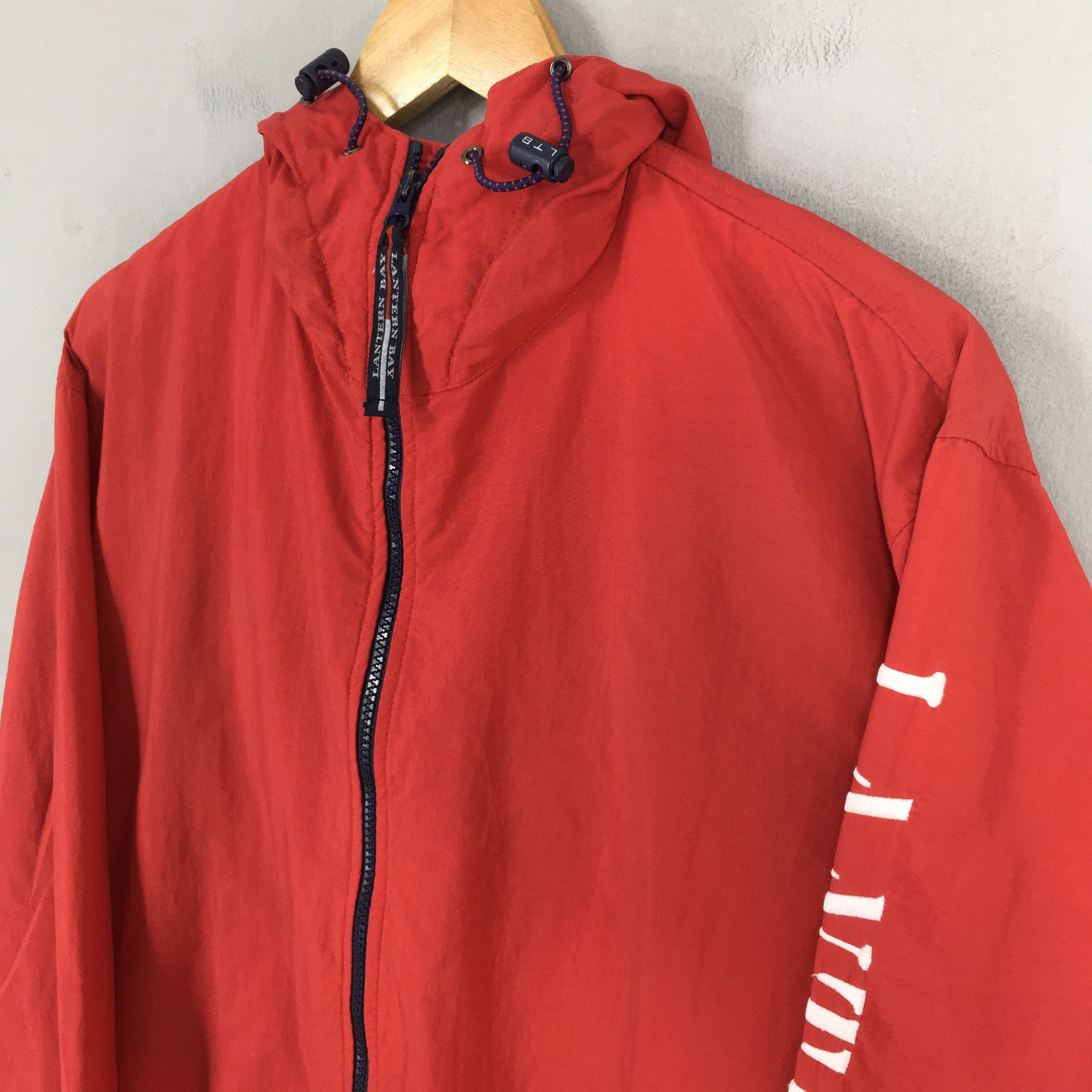 Vintage Vintage Lantern Bay Red Hoodie Jacket Large Size US L / EU 52-54 / 3 - 3 Thumbnail