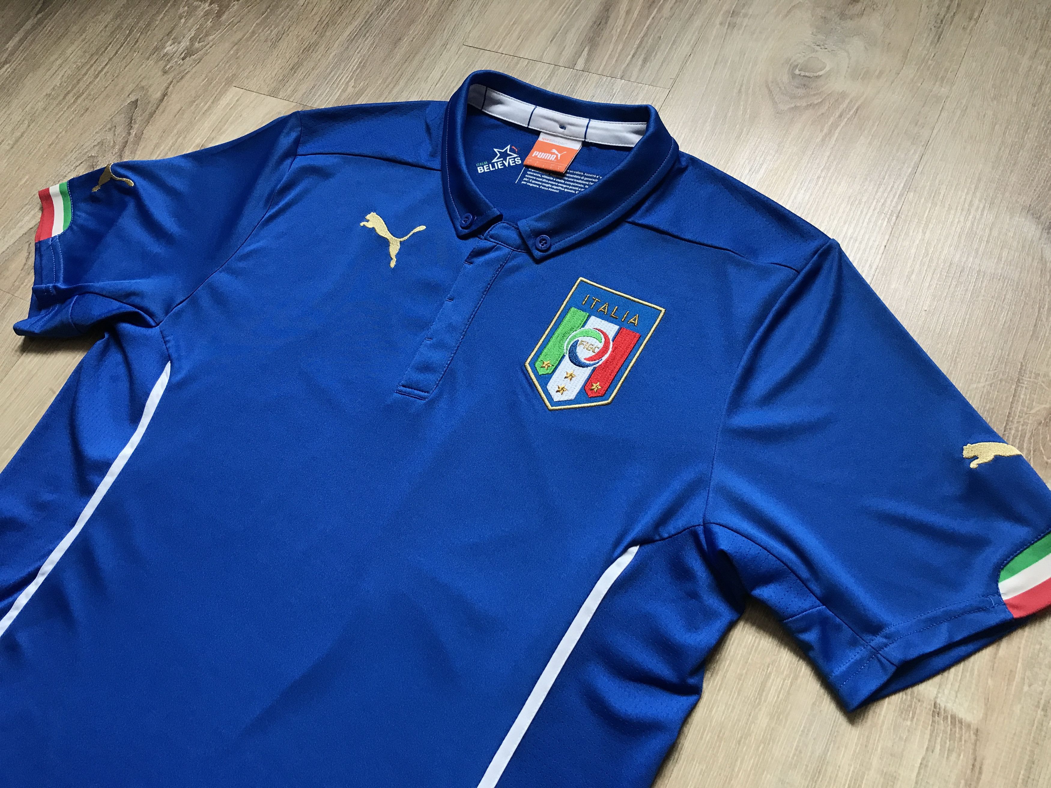 Puma × Vintage Vintage Puma Italy Home Football Shirt 2014-2015 Size US L / EU 52-54 / 3 - 4 Thumbnail