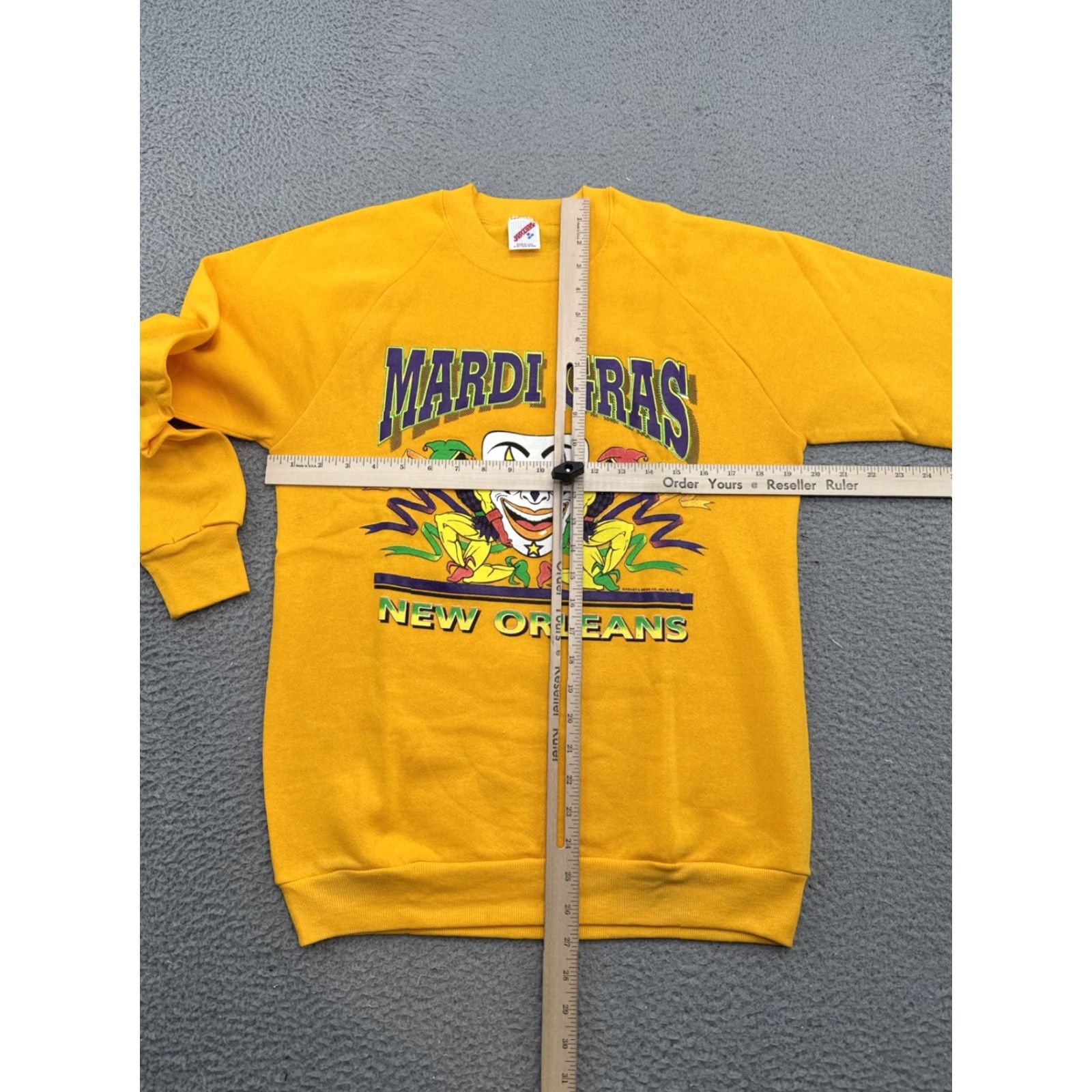 Jerzees VINTAGE Mardi Gras USA Jerzees Sweatshirt Raglan 90s Yellow M Adult Unisex Shirts? Size US M / EU 48-50 / 2 - 5 Thumbnail