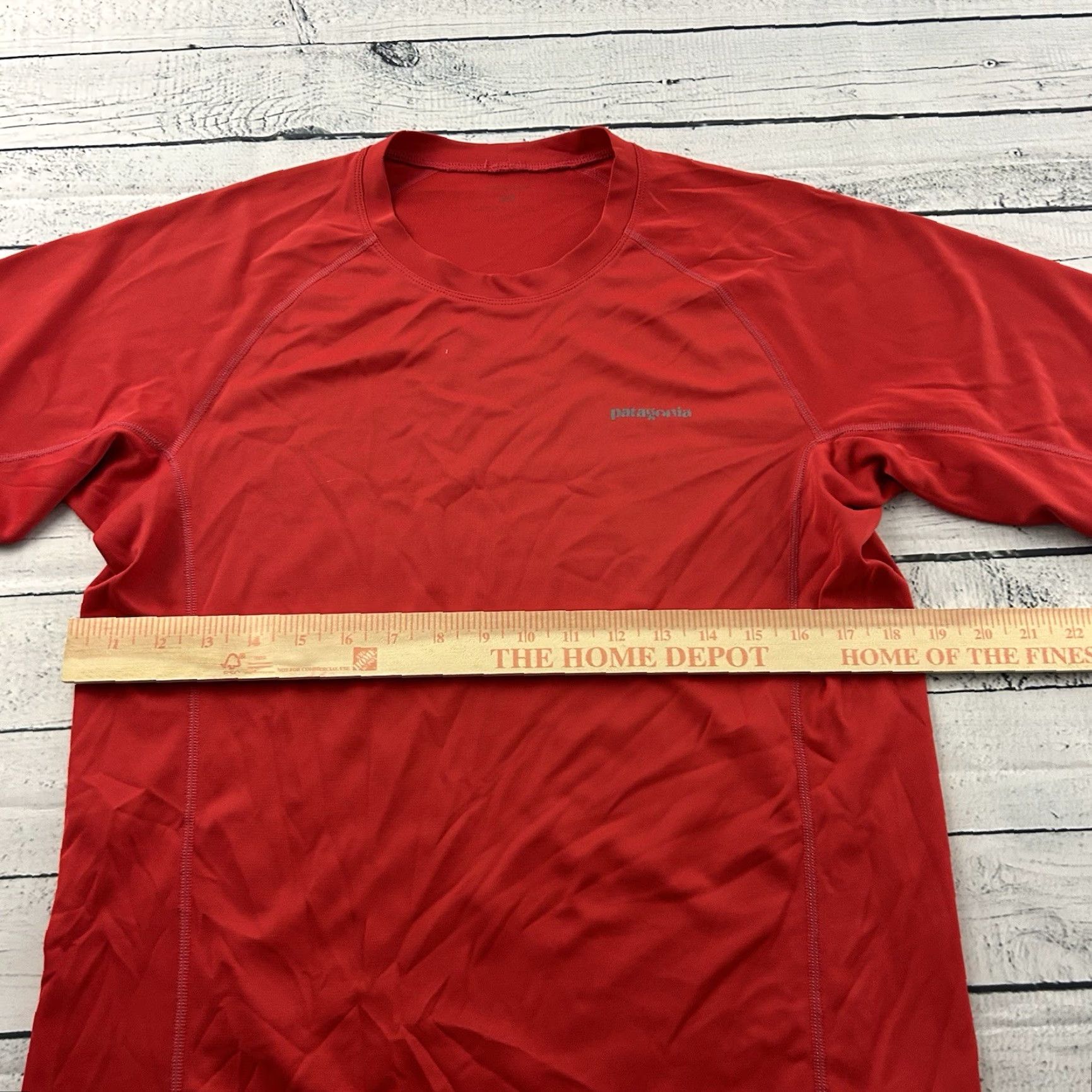 Patagonia Patagonia Capilene Short Sleeve Athletic Shirt Men M Red Size US M / EU 48-50 / 2 - 5 Thumbnail