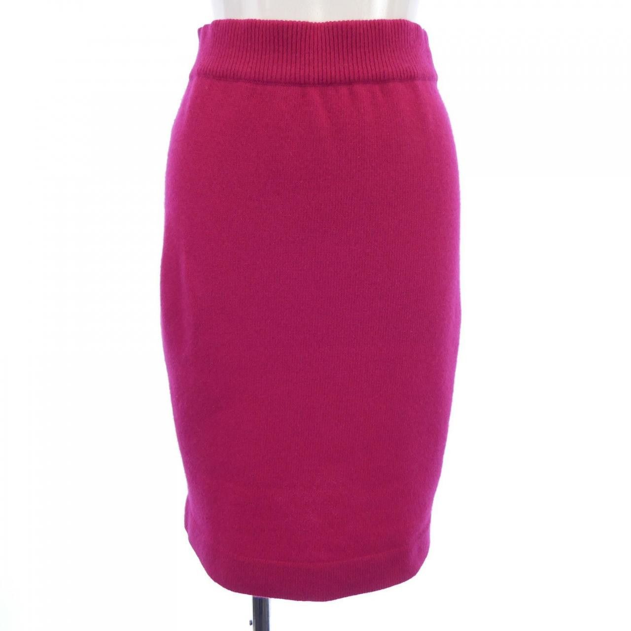 Chanel Chanel Chanel 100% Cashmere Skirt Others Skirts DUTY FREE for USA Size ONE SIZE - 1 Thumbnail
