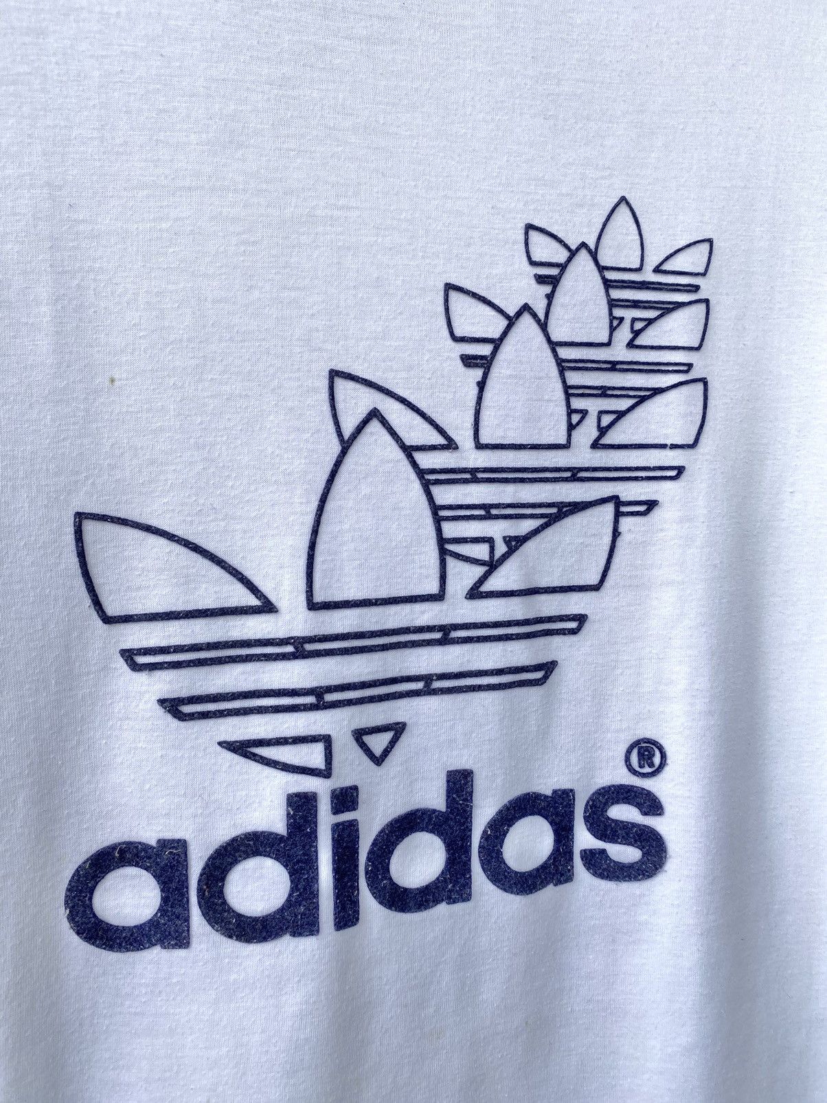 Adidas × Vintage Vintage 90s Adidas Retro Krown Logo Cropped Tee Shirt Size US M / EU 48-50 / 2 - 5 Thumbnail