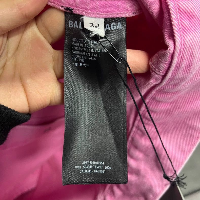 Balenciaga Balenciaga latest pink solid color front logo letter printe Size US XXS / EU 40 - 3 Thumbnail