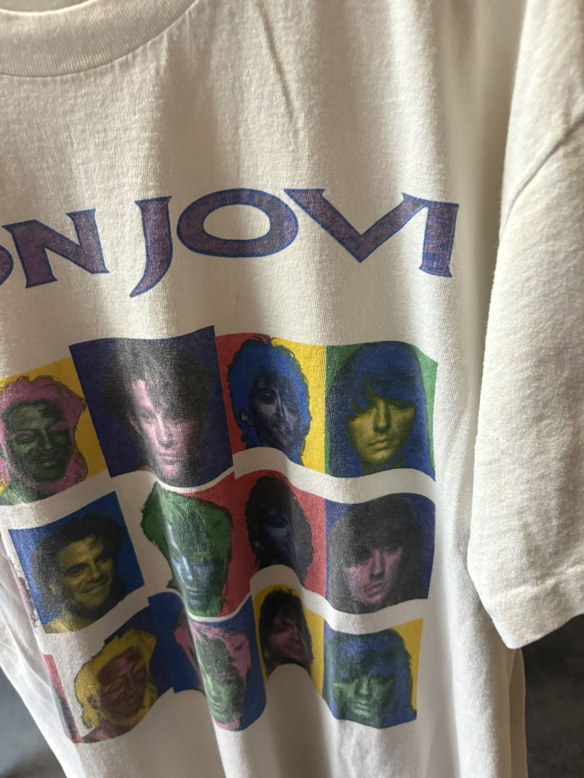Band Tees 1993 Bon Jovi Keep The Faith Tour T-Shirt Size US XL / EU 56 / 4 - 3 Thumbnail