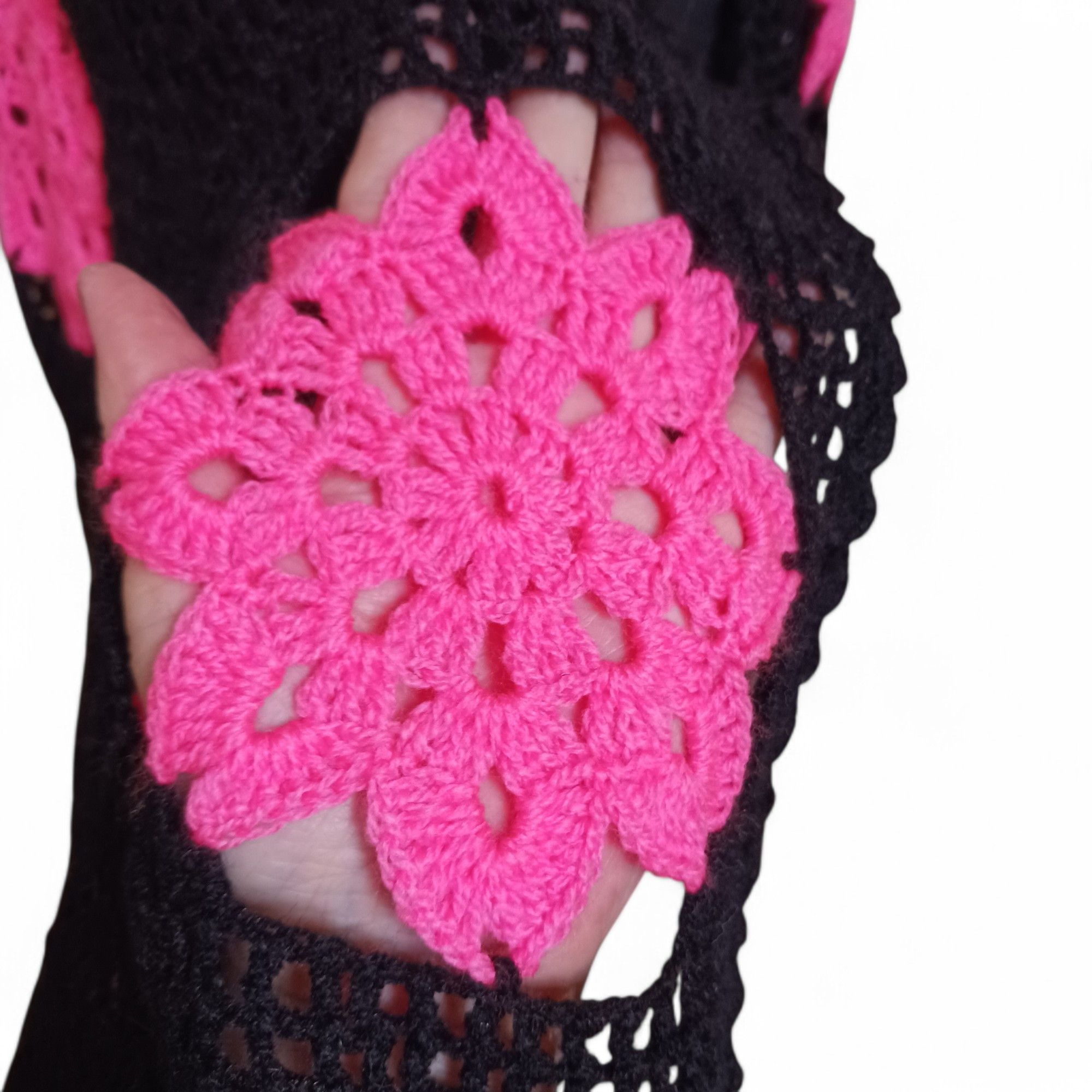 Handmade Vintage Handmade Black/ Hot Pink Crochet Shawl – Size ONE SIZE - 5 Thumbnail