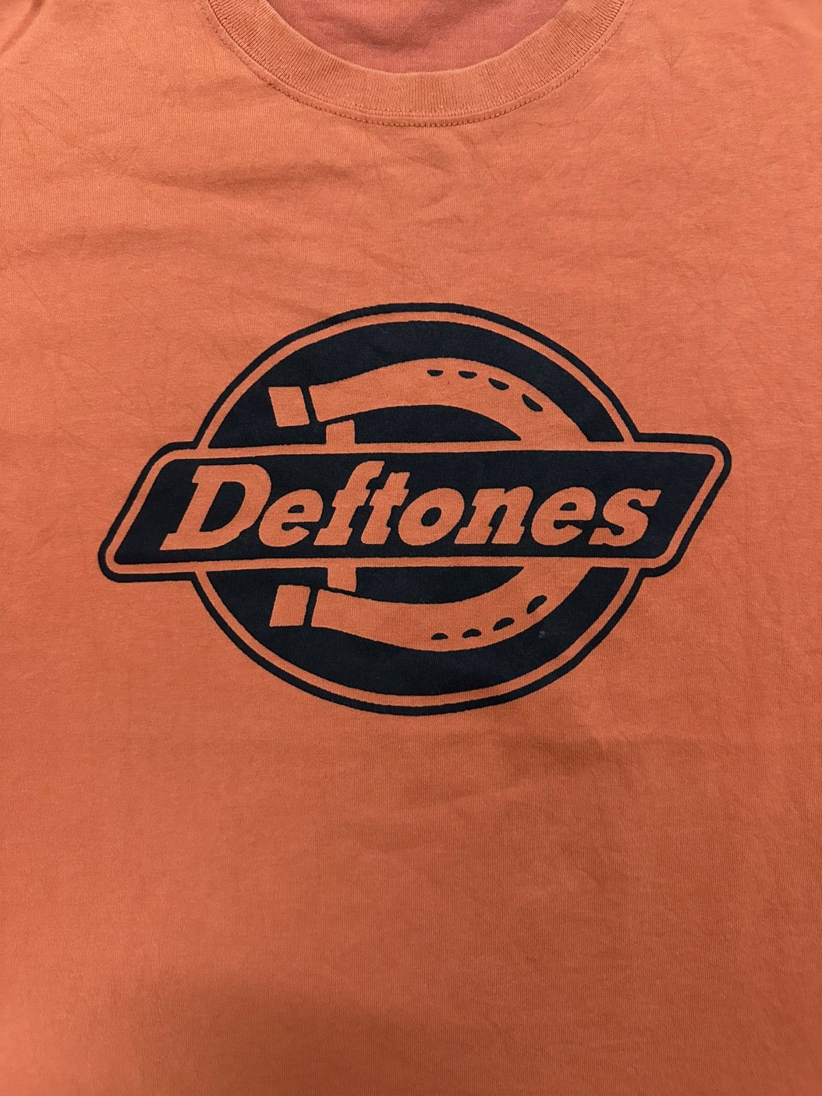 Band Tees × Vintage Rare And Beautiful Vintage Deftones Dickies Logo Band Tee Size US M / EU 48-50 / 2 - 5 Thumbnail
