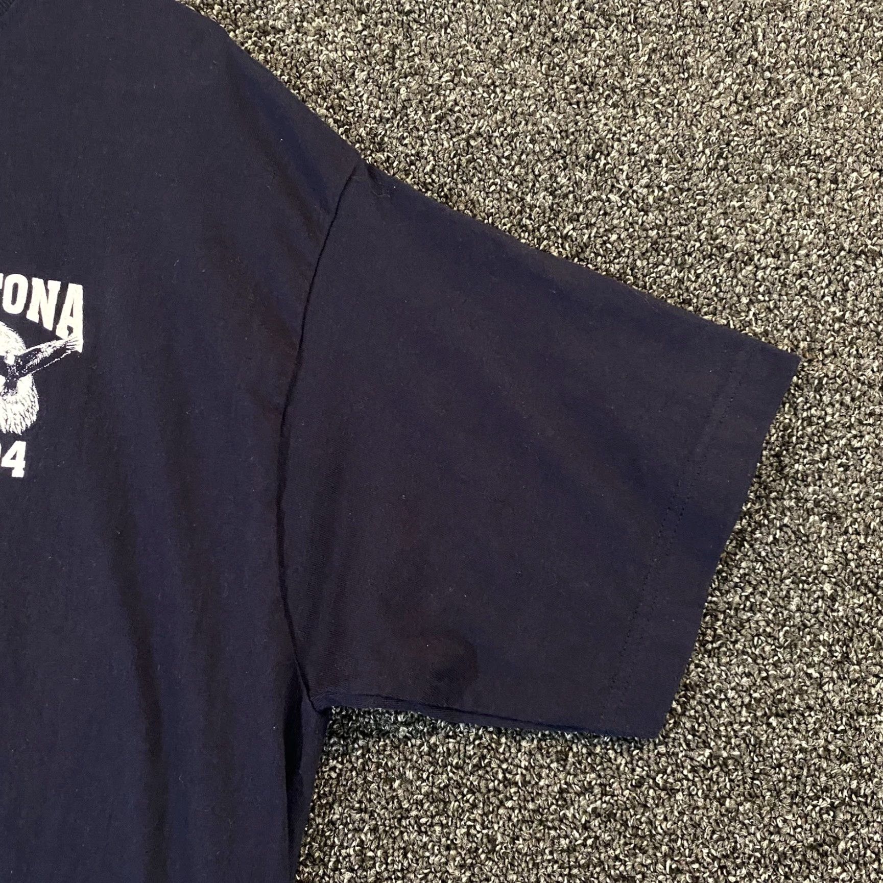 Vintage VINTAGE 2004 Bike Week Shirt Mens Large Navy Blue Tee Daytona Eagle BNK Motorcycle Shirt Mens Large Navy Blue Tee Size US L / EU 52-54 / 3 - 6 Thumbnail