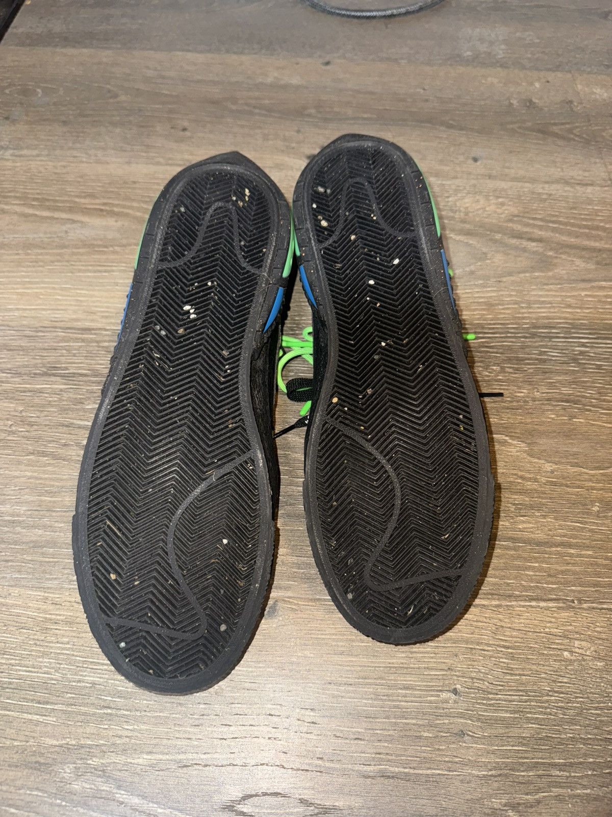 Nike × Off-White Off-White x Nike Blazer Low ‘Black’ Size US 11.5 / EU 44-45 - 3 Thumbnail
