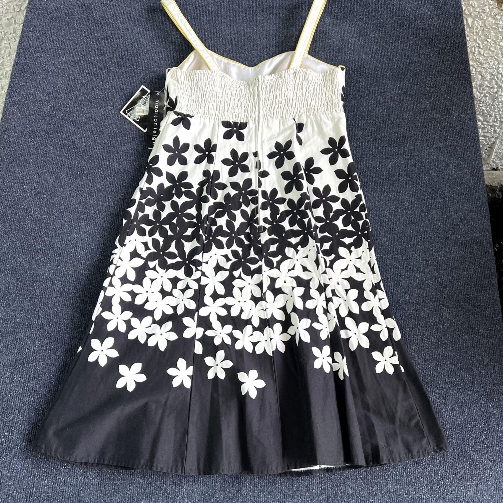 Madison Madison Leigh Dress Womens 12 Black White Floral Sundress Knee Length Sleeveless Sweetheart Stranger? Size XL / US 12-14 / IT 48-50 - 7 Thumbnail