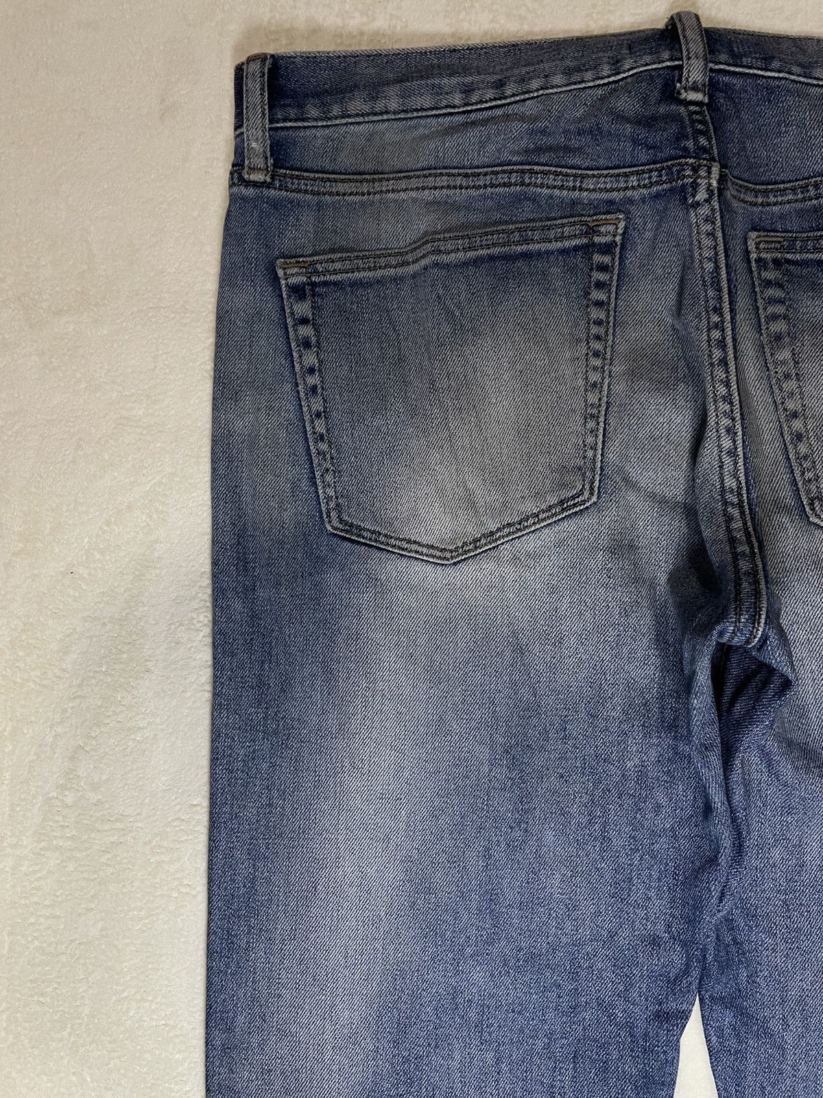 Uniqlo Vintage Japanese Brand Distress Mudwash Denim Jeans Size US 36 / EU 52 - 14 Thumbnail