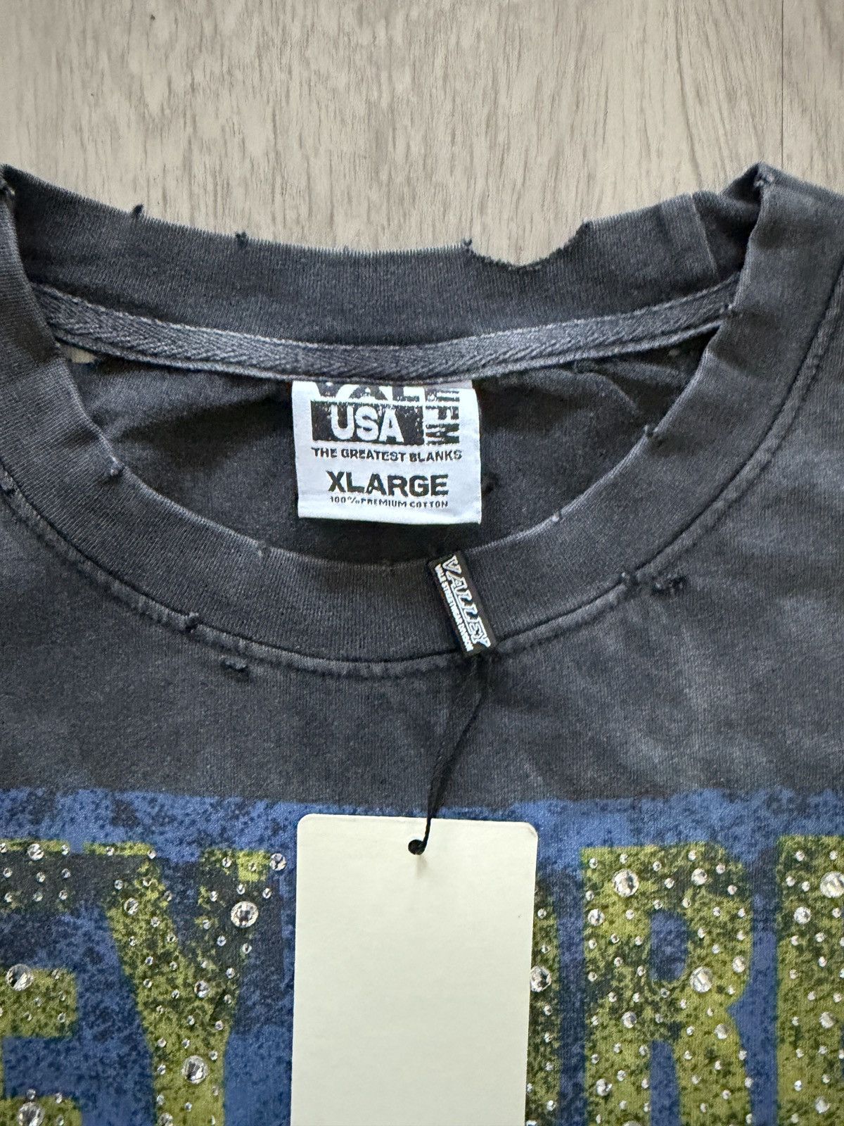 Vale Vale Forever Valley Black The Cross Taiping Ship Bling Tee Size US XL / EU 56 / 4 - 4 Thumbnail