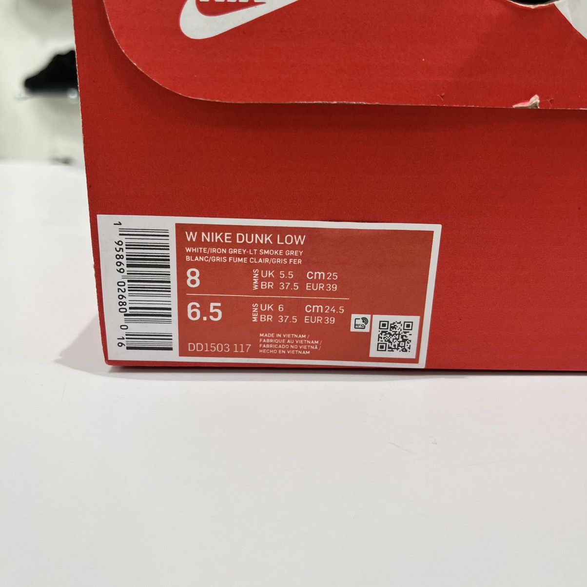 Nike Nike Dunk Low Light Smoke Grey (W) Size US 8 / IT 38 - 13 Thumbnail