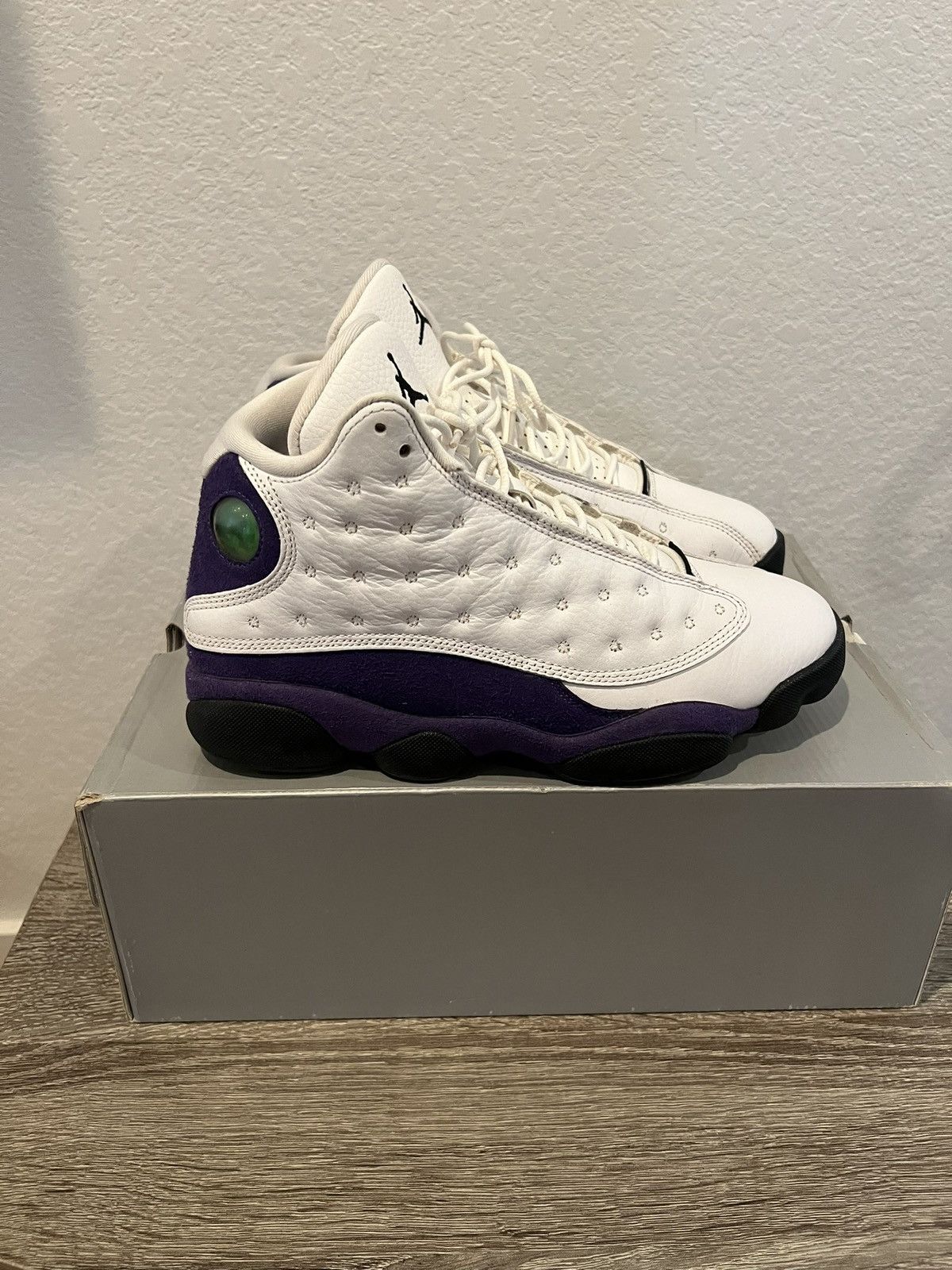 Jordan Brand Jordan 13 lakers Size US 8 / EU 41 - 2 Thumbnail