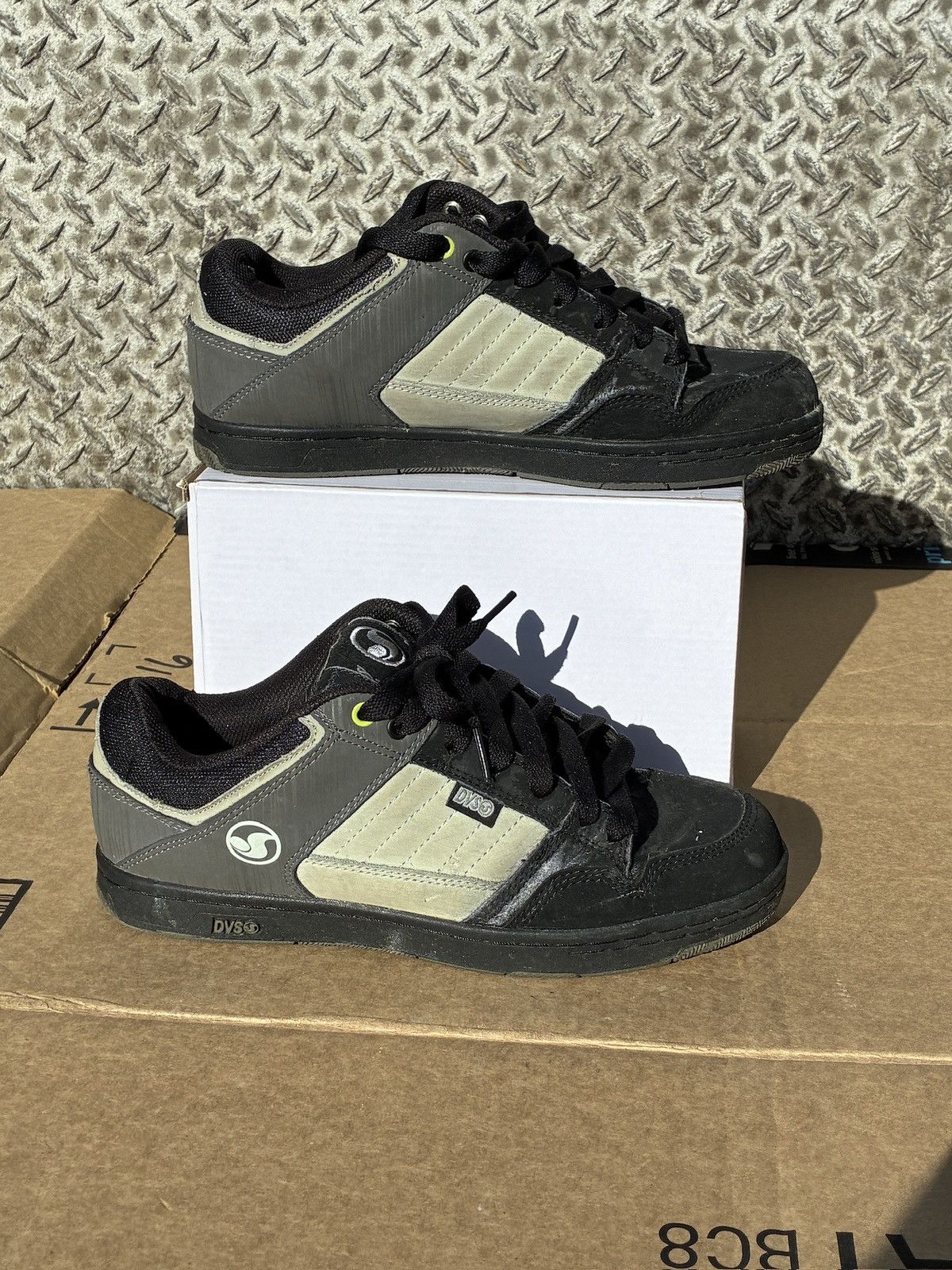 Other Mens DVS Ignition Skate Shoes Sneakers Skater Low Top Size 8 Size US 8 / EU 41 - 1 Thumbnail