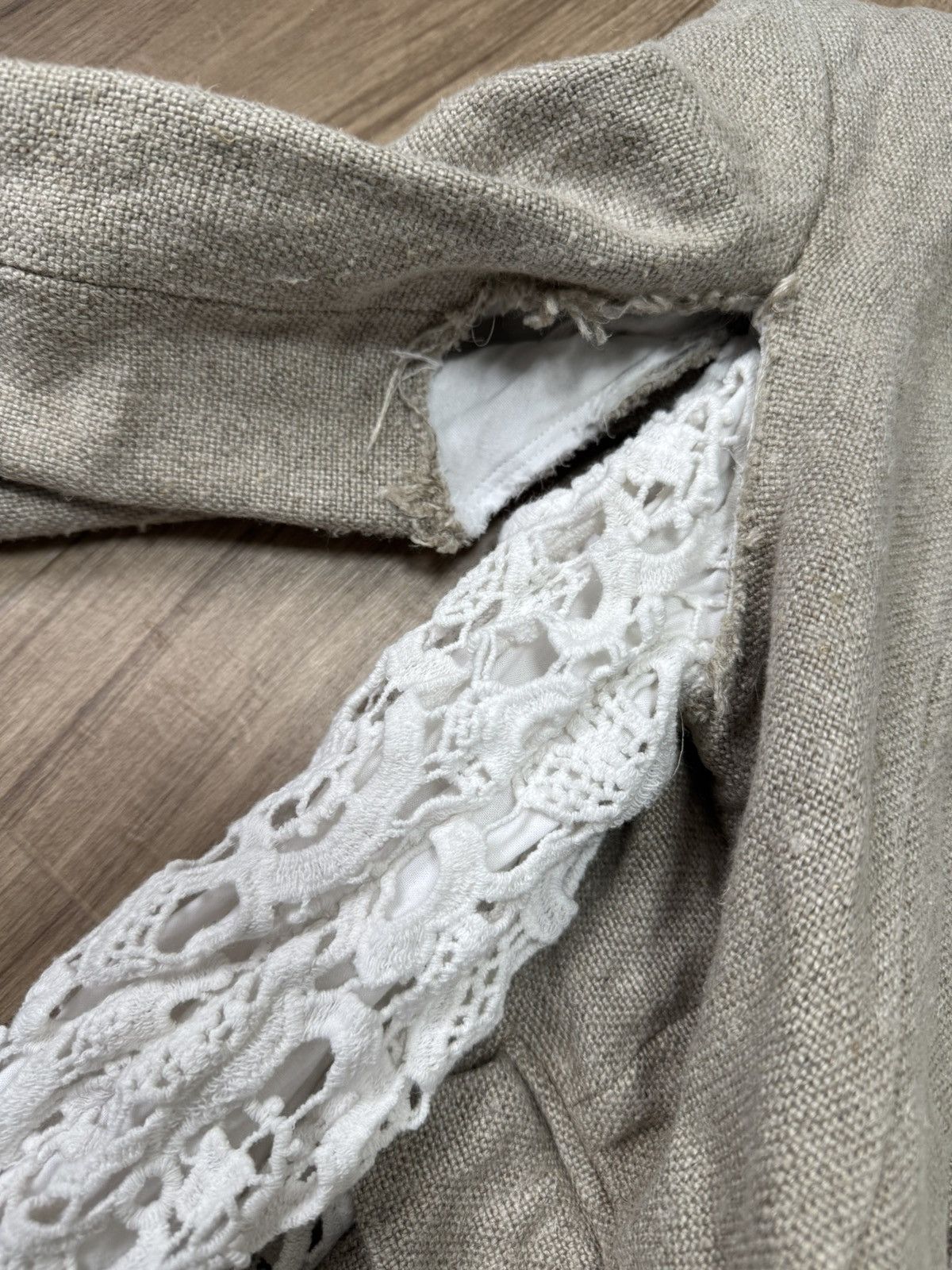 Comme des Garcons Comme des Garçons SS26 Deconstructed Lace Panel Linen Blazer Size US S / EU 44-46 / 1 - 8 Thumbnail