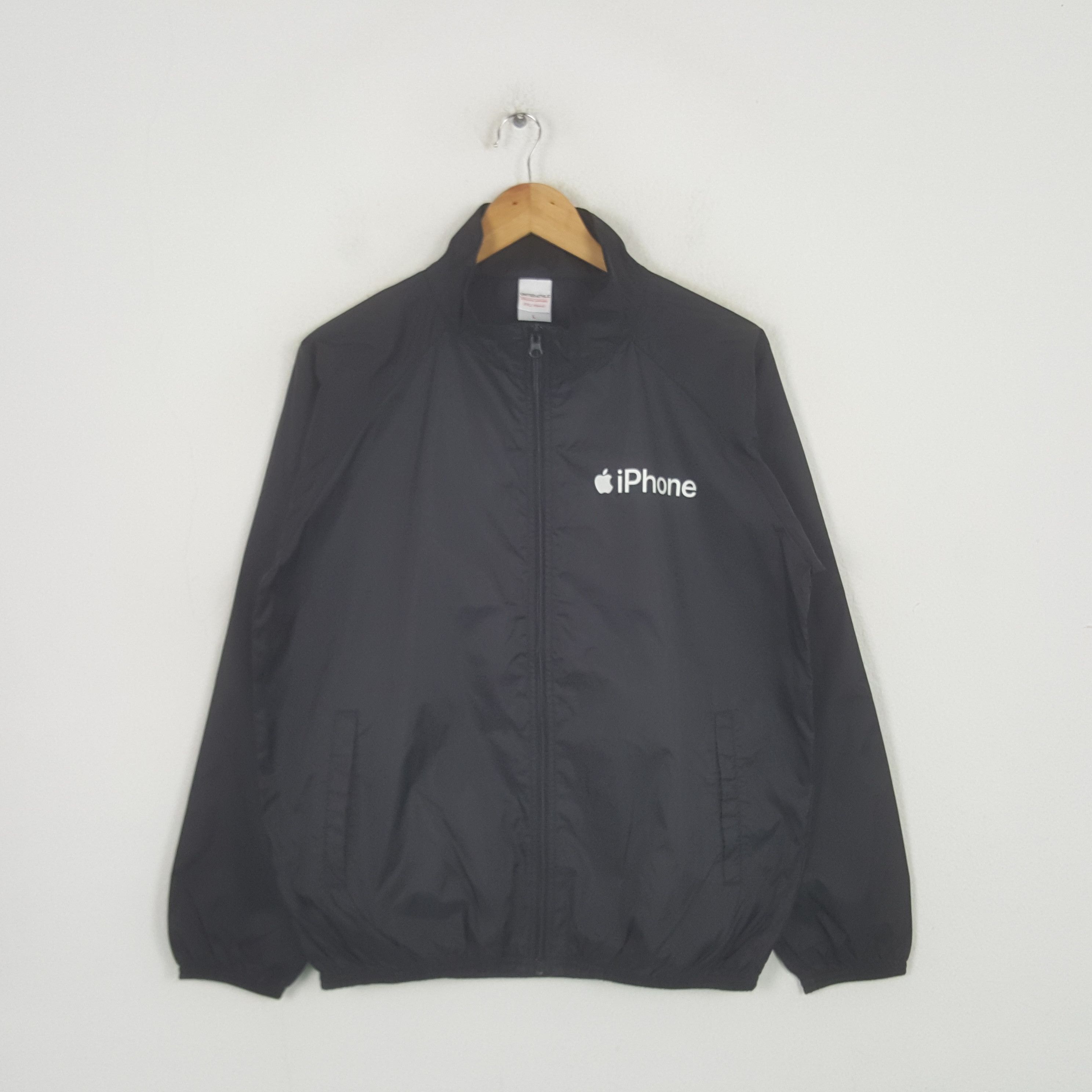 Apple Vintage Iphone Apple Brand Windbreaker Jacket RR28 Size US M / EU 48-50 / 2 - 3 Thumbnail