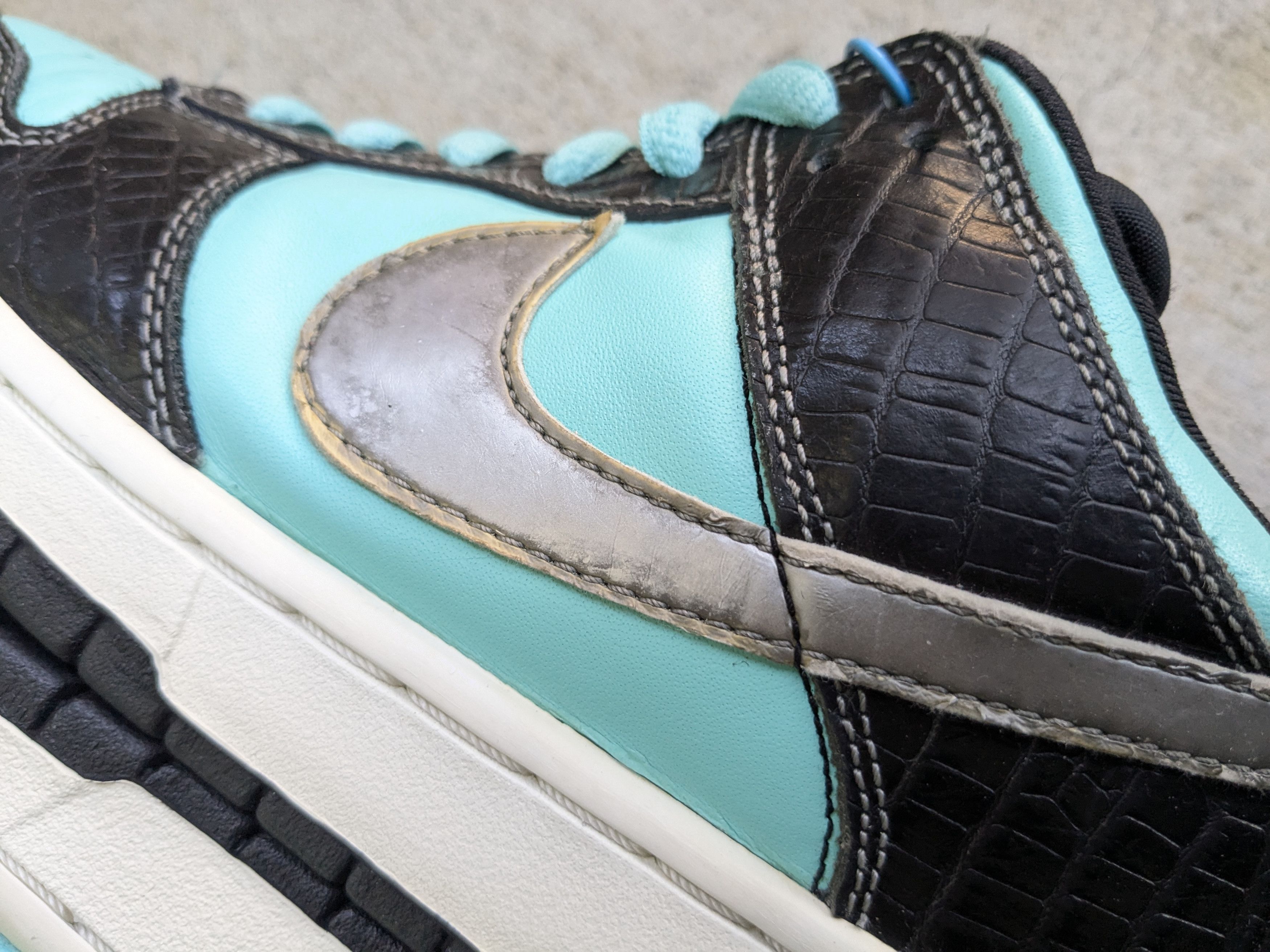Nike Nike SB Dunk Low Pro x Diamond Supply Co. Tiffany 10 Size US 10 / EU 43 - 11 Thumbnail