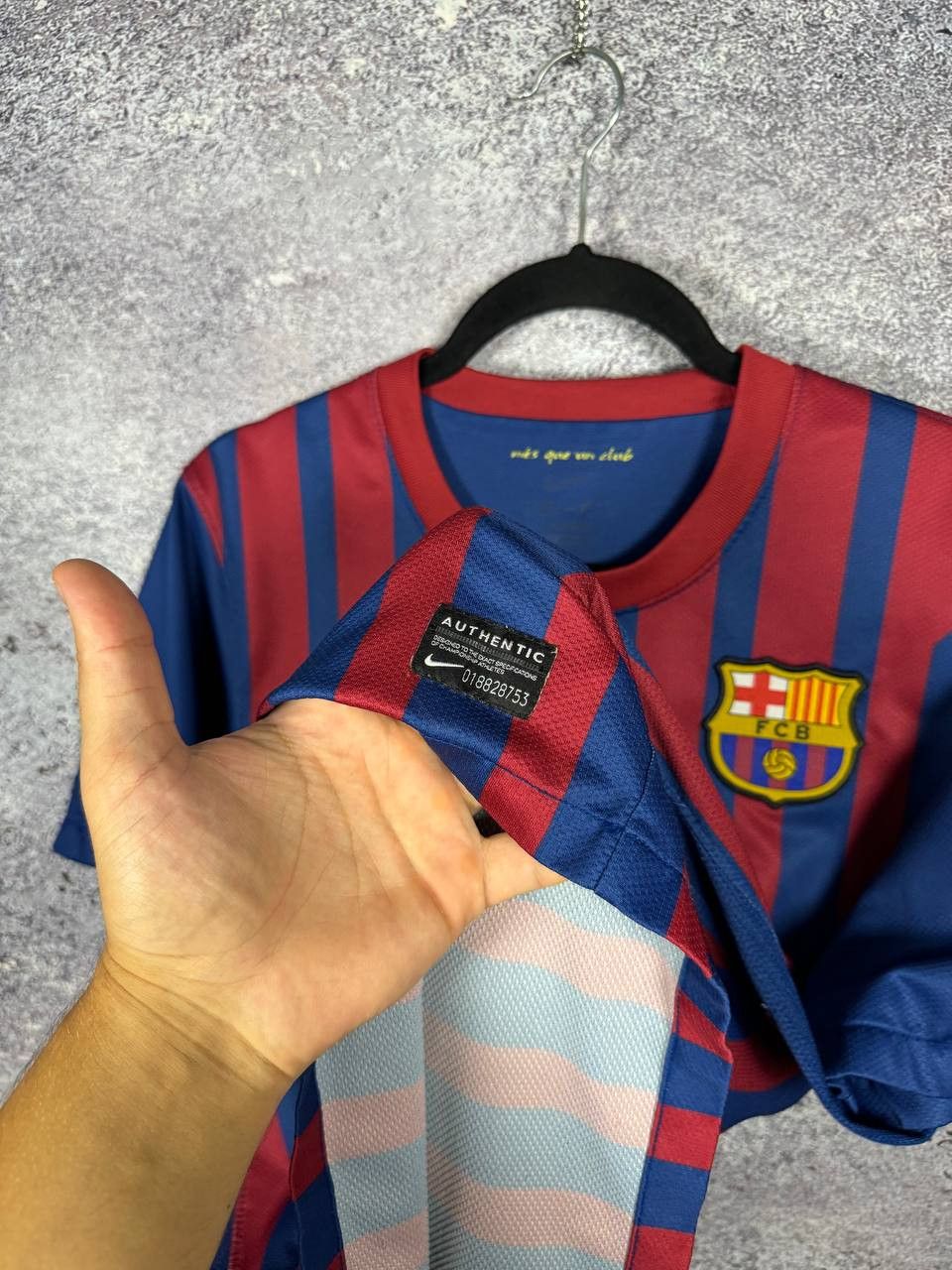 Nike MESSI FC Barcelona 2011/12 Nike Authentic Soccer Jersey S sz Size US S / EU 44-46 / 1 - 10 Thumbnail