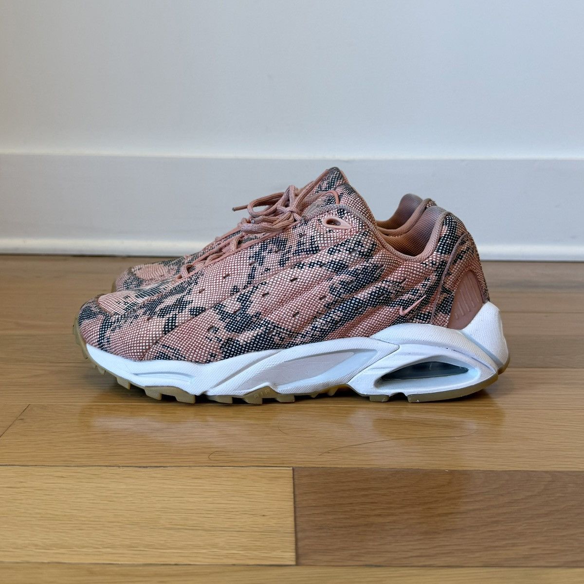 NOCTA × Nike Nike x Drake NOCTA Hot Step Air Terra Pink Snakeskin US 9 Size US 9 / EU 42 - 1 Thumbnail