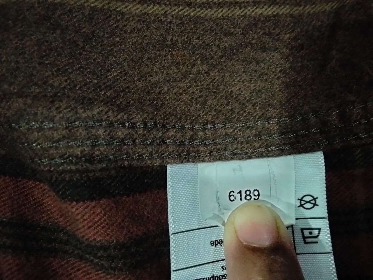 Carhartt × Flannel Carhartt heavyweight flannel plaid shirt Size US L / EU 52-54 / 3 - 9 Thumbnail