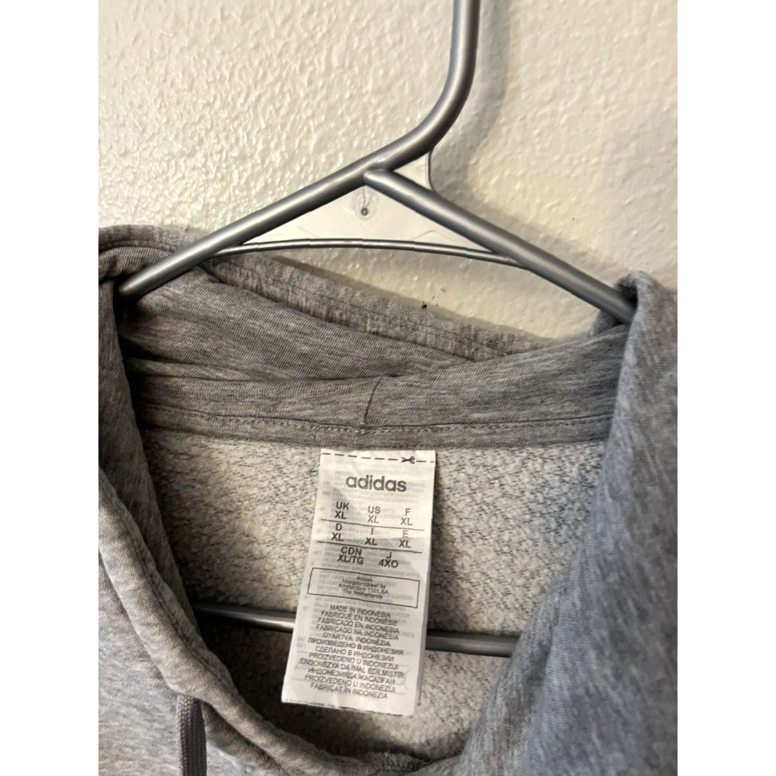 Adidas ADIDAS Hoodie Pullover Logo Gray XL Men’s Size XL Hoodie Pullover Logo Accents Pockets Size US XL / EU 56 / 4 - 2 Thumbnail