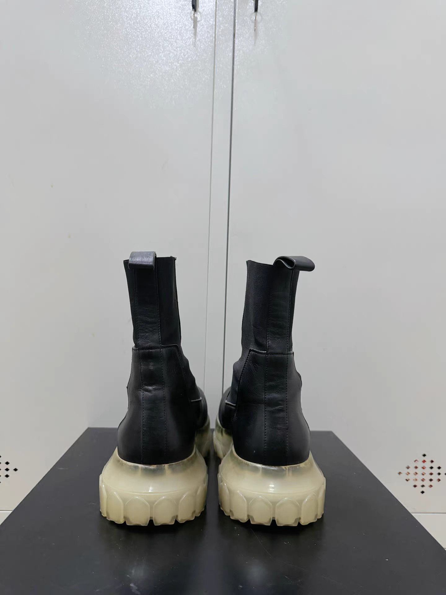 Rick Owens Rick Owens mainline octopus transparent sole Chelsea boots Size US 8 / EU 41 - 3 Thumbnail