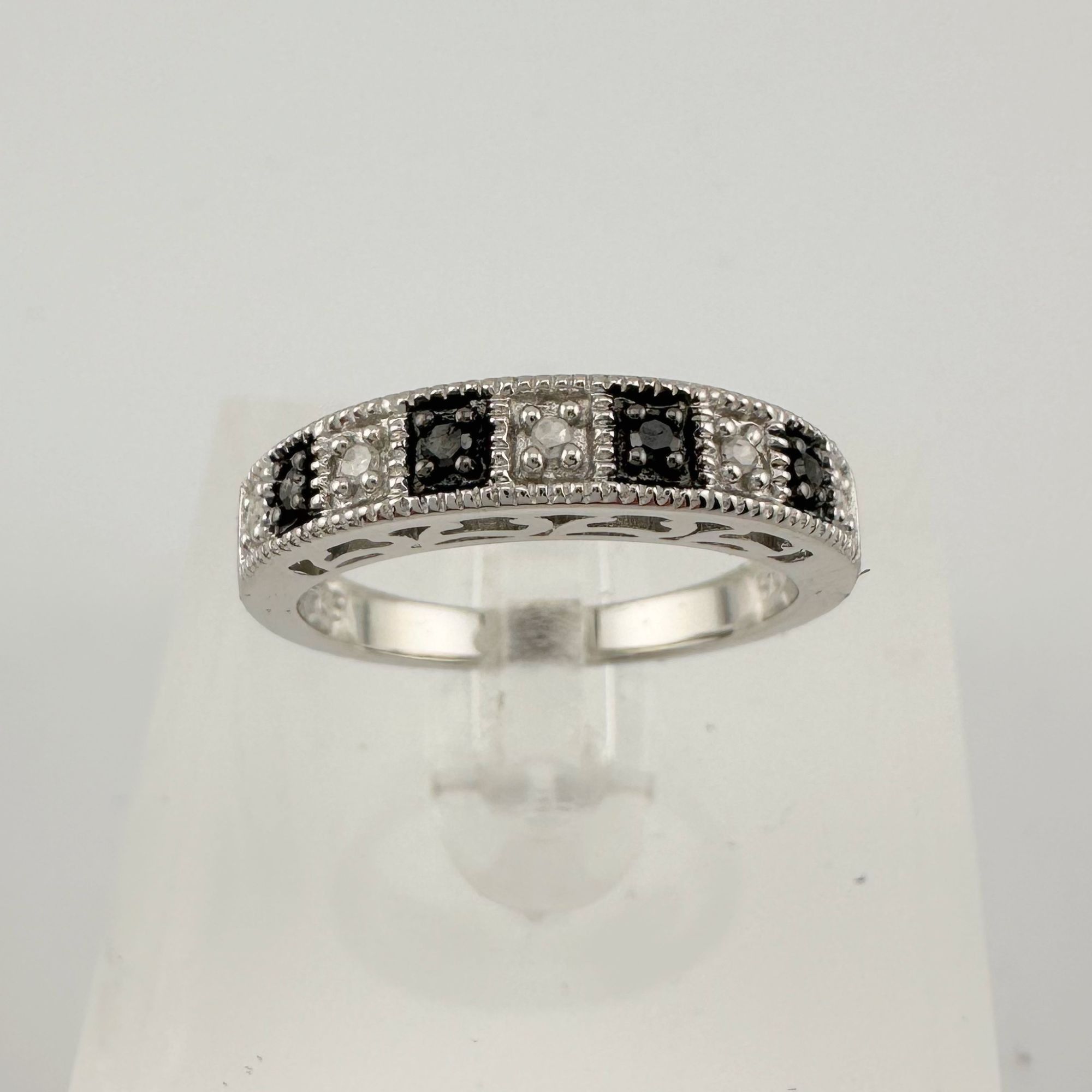 Other Natural Black and White Diamond Band Ring - size 7.25 Size ONE SIZE - 11 Thumbnail