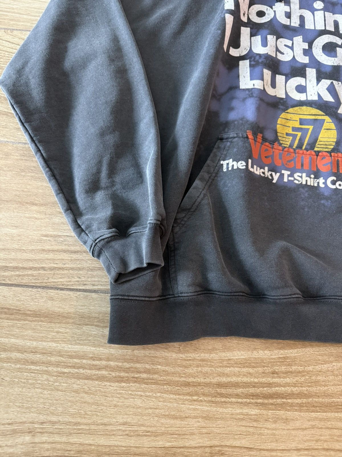 Vetements VETEMENTS I GOT LUCKY HOODIE Size US S / EU 44-46 / 1 - 4 Thumbnail