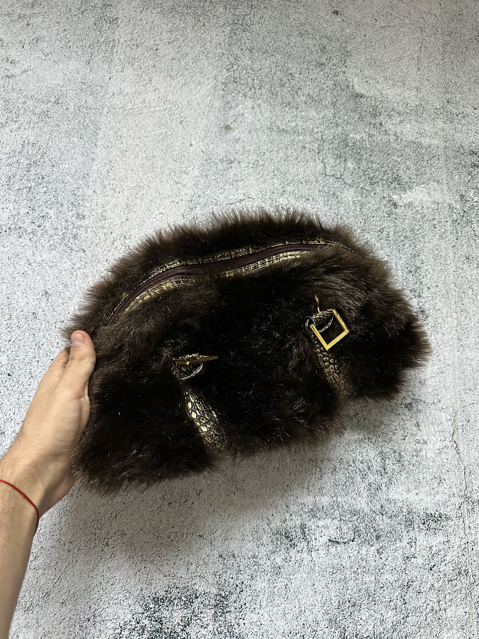 Japanese Brand Faux Fur Nandle Bag Japan Style Y2K Brown Size ONE SIZE - 2 Thumbnail