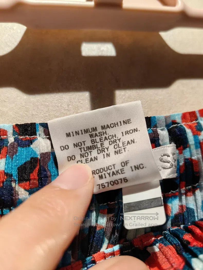 Issey Miyake Issey Miyake size:3 Polka Dot Midi Skirt Size 22" - 2 Thumbnail