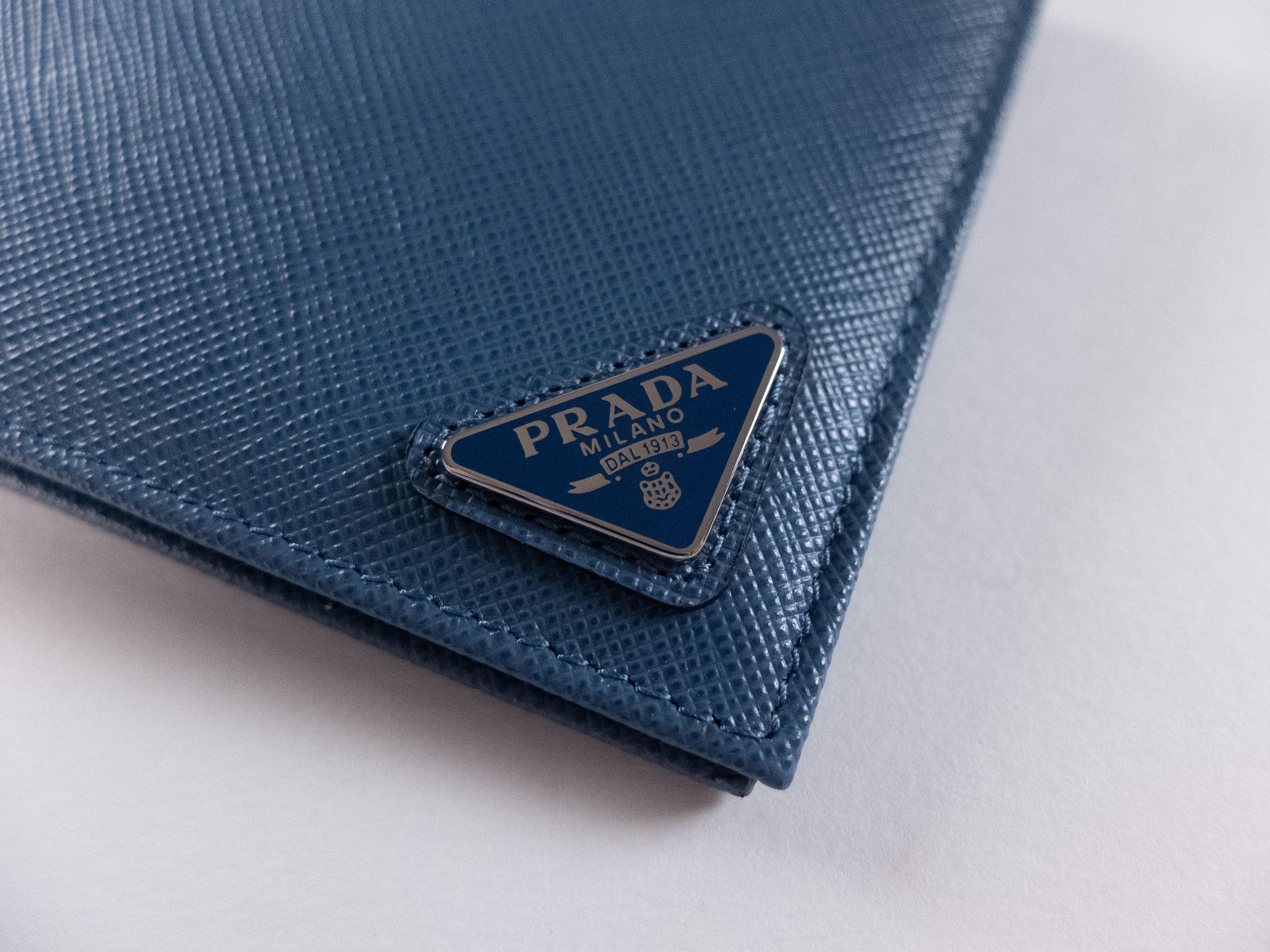Prada PRADA blue triangle logo Saffiano leather bifold wallet Size ONE SIZE - 2 Thumbnail