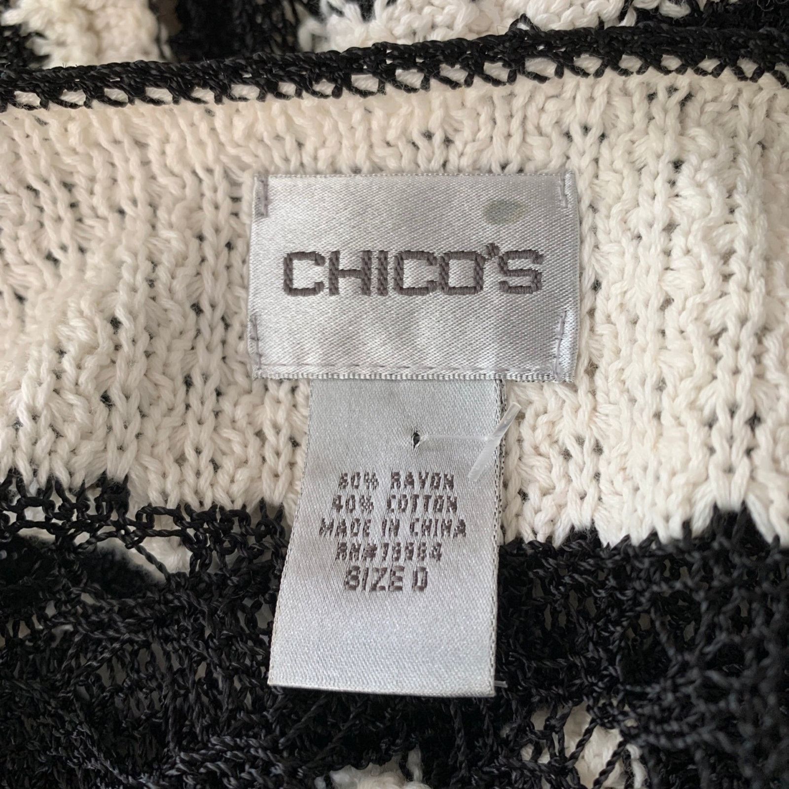 Chicos Chico’s Long Knit Geometric Print Cardigan Sweater Size XS Size XS / US 0-2 / IT 36-38 - 11 Thumbnail