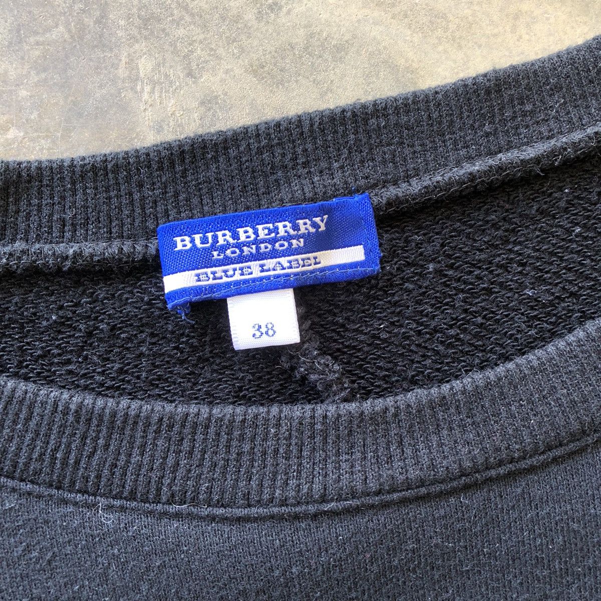 Burberry BURBERRY Blue Label Big Logo Boat Neck Sweatshirt Size US XXS / EU 40 - 6 Thumbnail