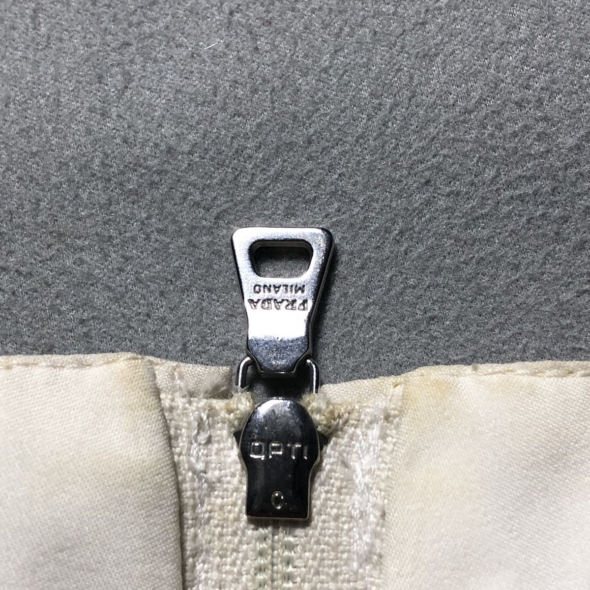 Prada Prada 1999 Technical Nylon Skirt Size 30" / US 8 / IT 44 - 9 Thumbnail
