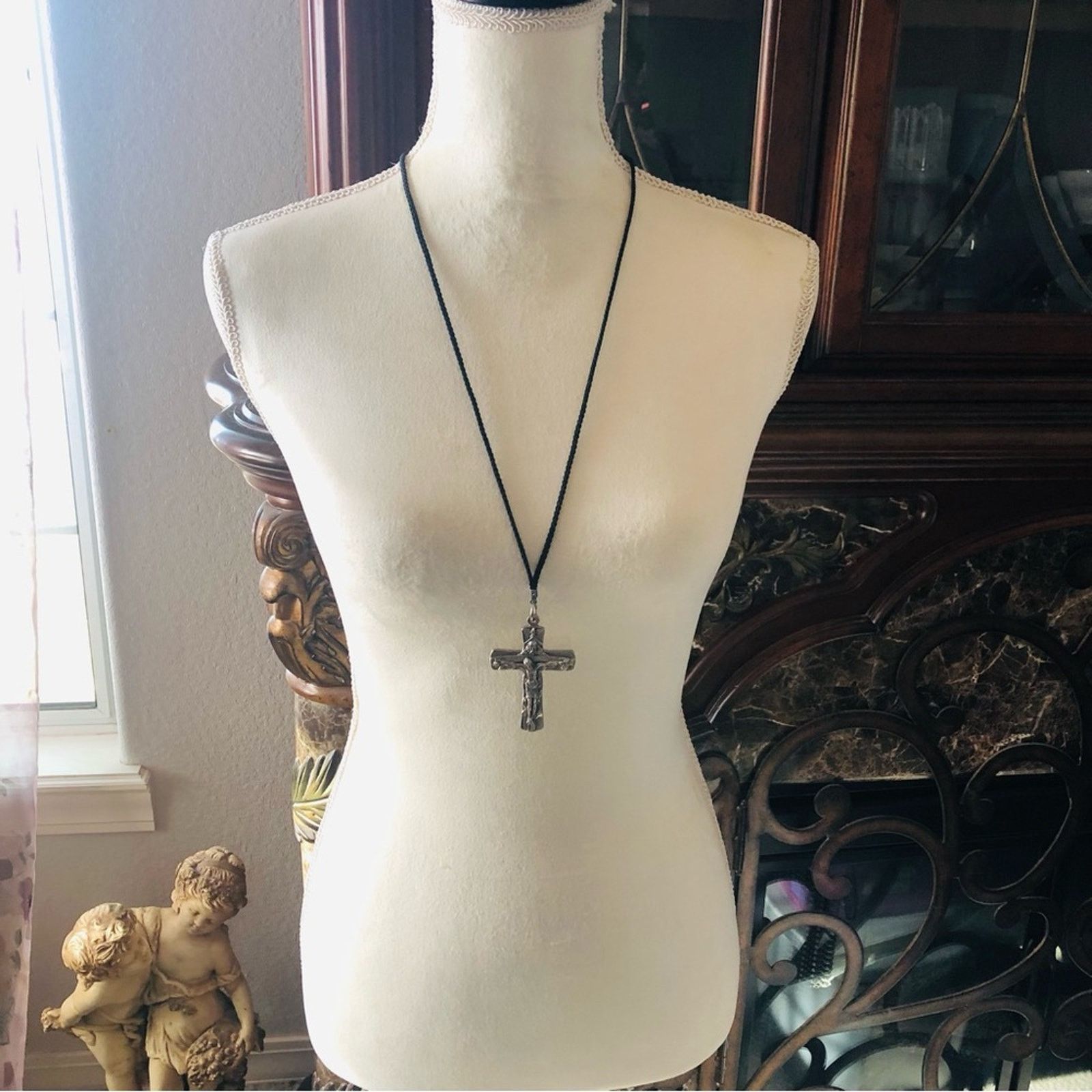 Jewelry Italy silver Jesus on cross pendant on braided rope necklace Size ONE SIZE - 5 Thumbnail